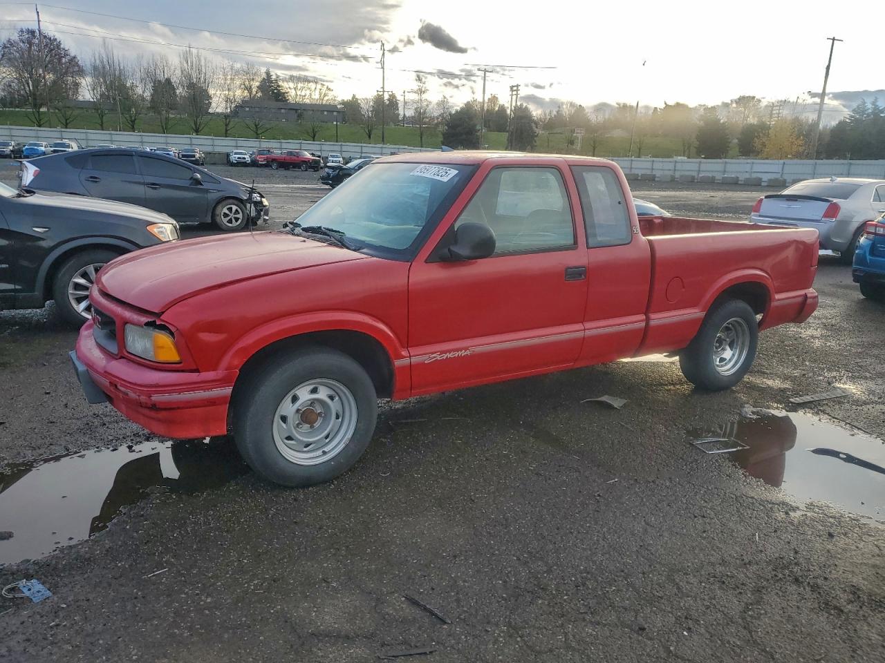 1996 Gmc Sonoma Red vin: 1GTCS1941T8503318