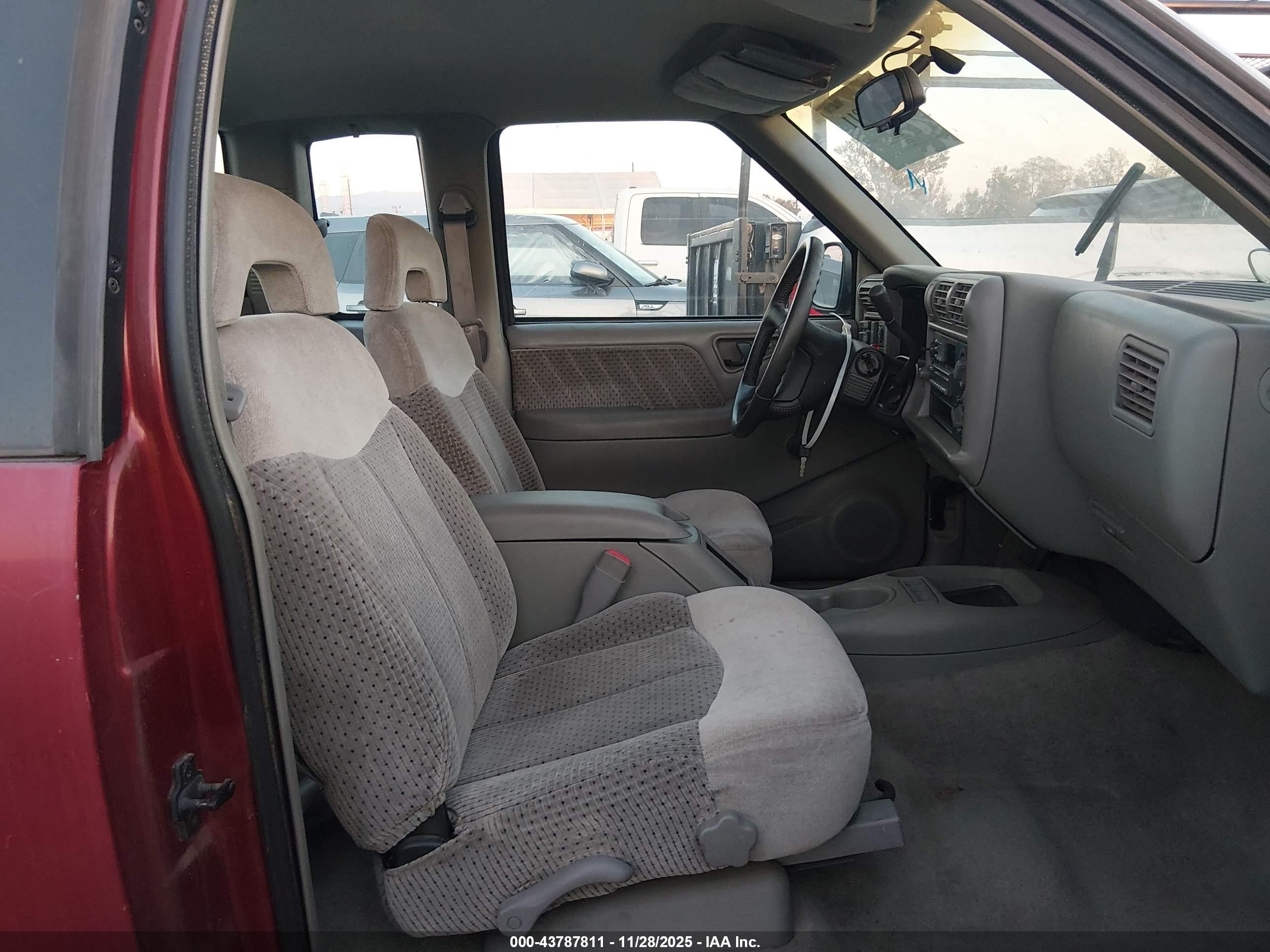 1996 Gmc Sonoma   Бордовый vin: 1GTCS1943T8504048