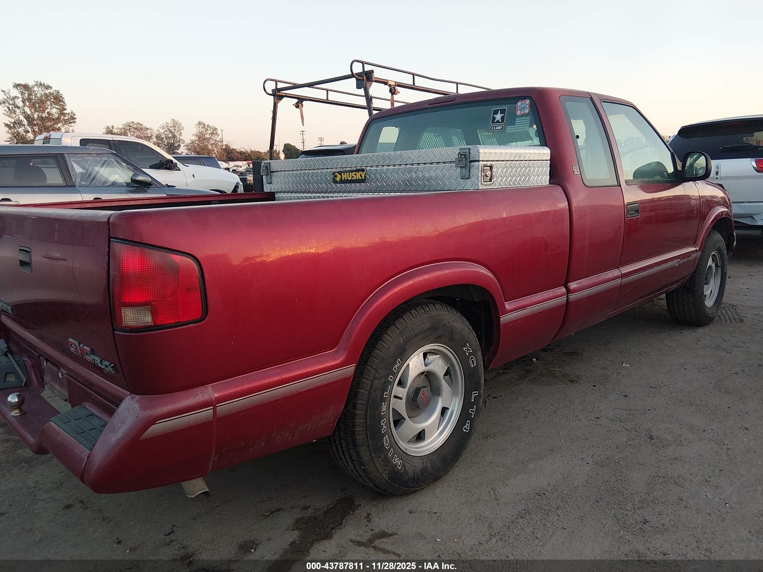 1996 Gmc Sonoma   Бордовый vin: 1GTCS1943T8504048