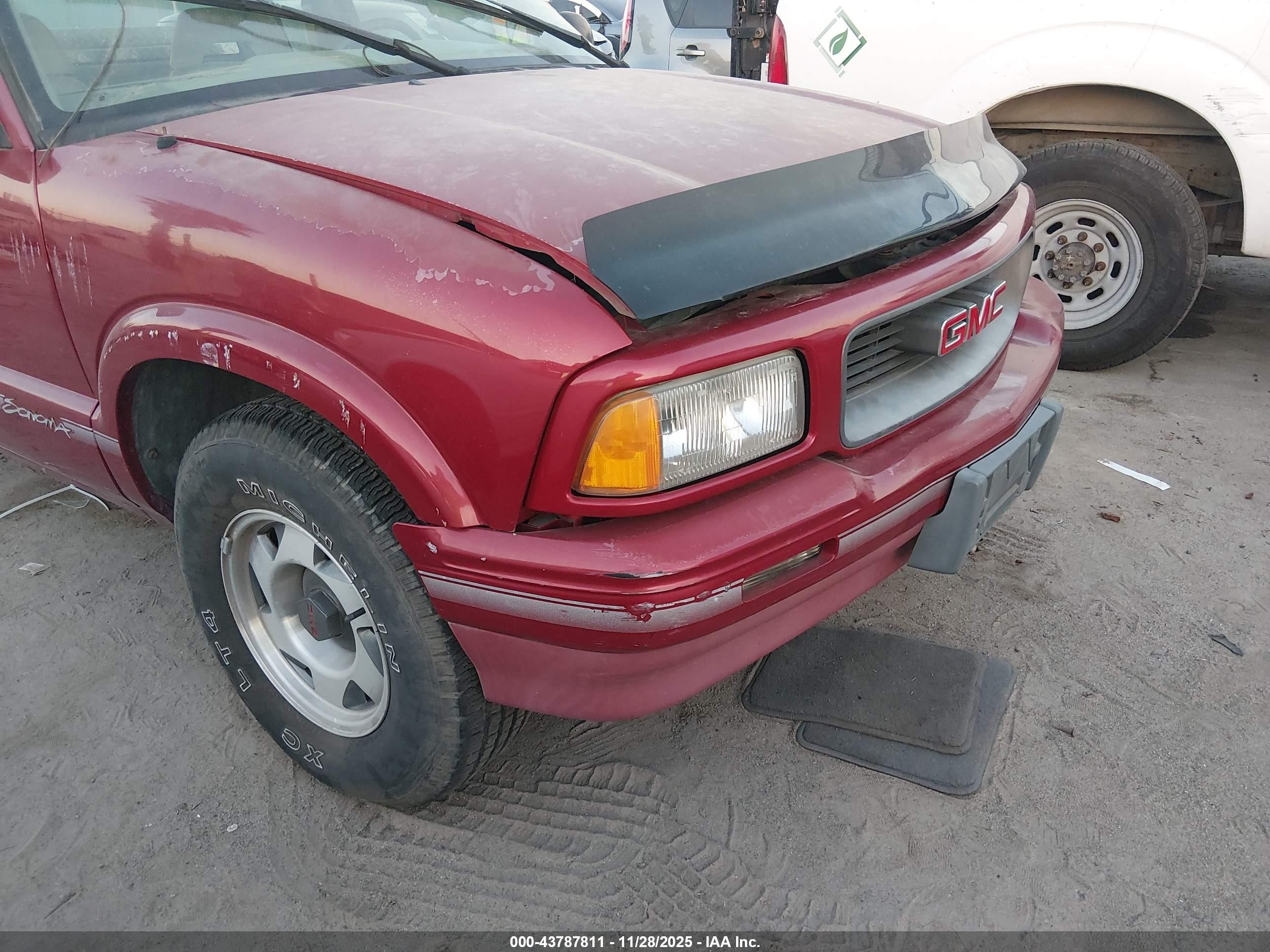 1996 Gmc Sonoma   Бордовый vin: 1GTCS1943T8504048
