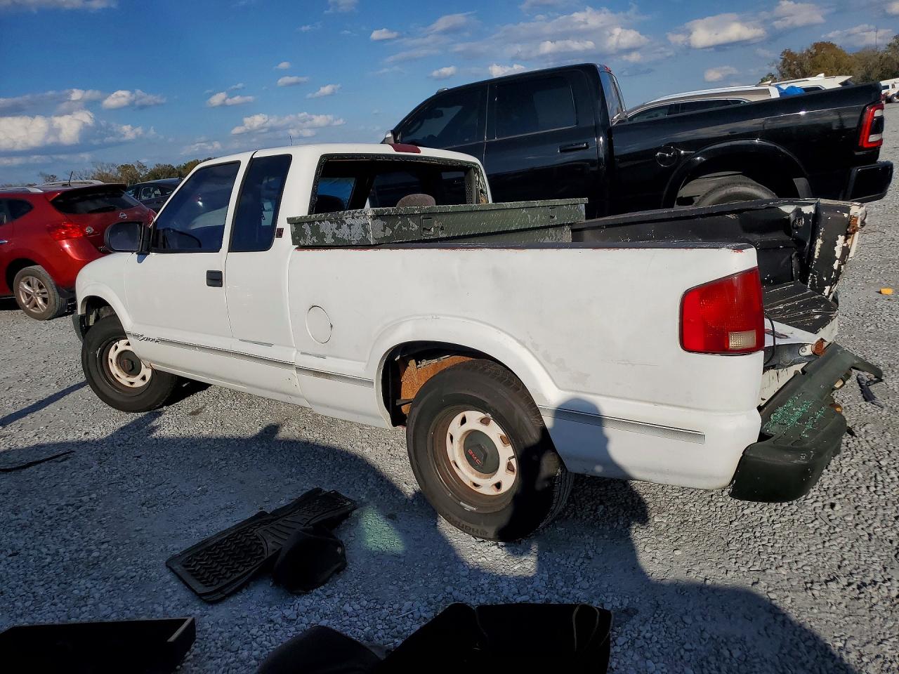 1999 Gmc Sonoma White vin: 1GTCS1944XK519540