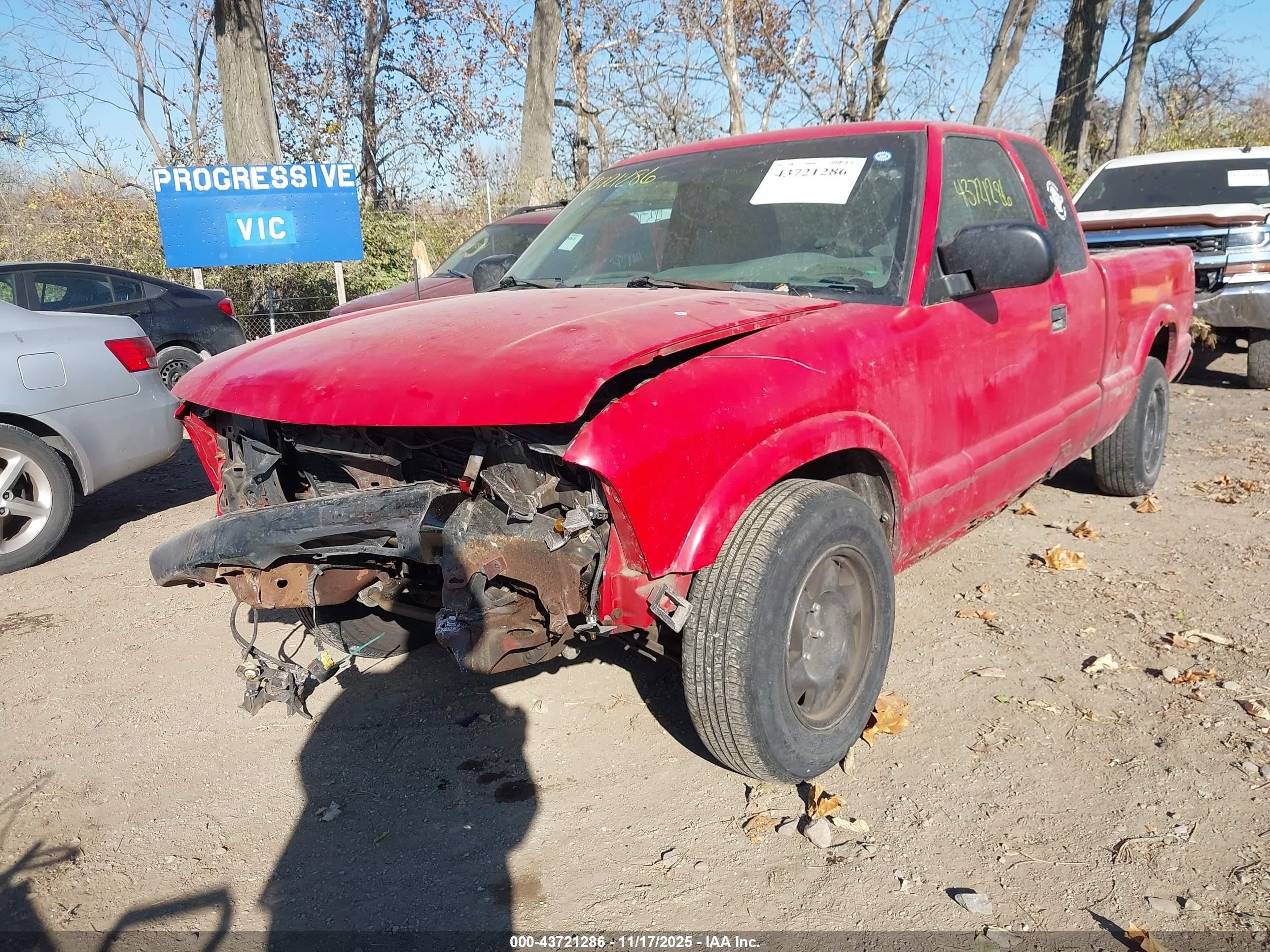 1999 Gmc Sonoma Sls Red vin: 1GTCS1945X8536151