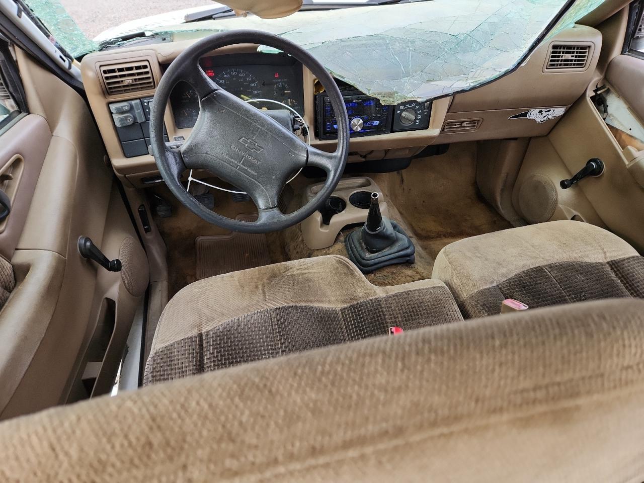 1997 Gmc Sonoma White vin: 1GTCS1948VK506836
