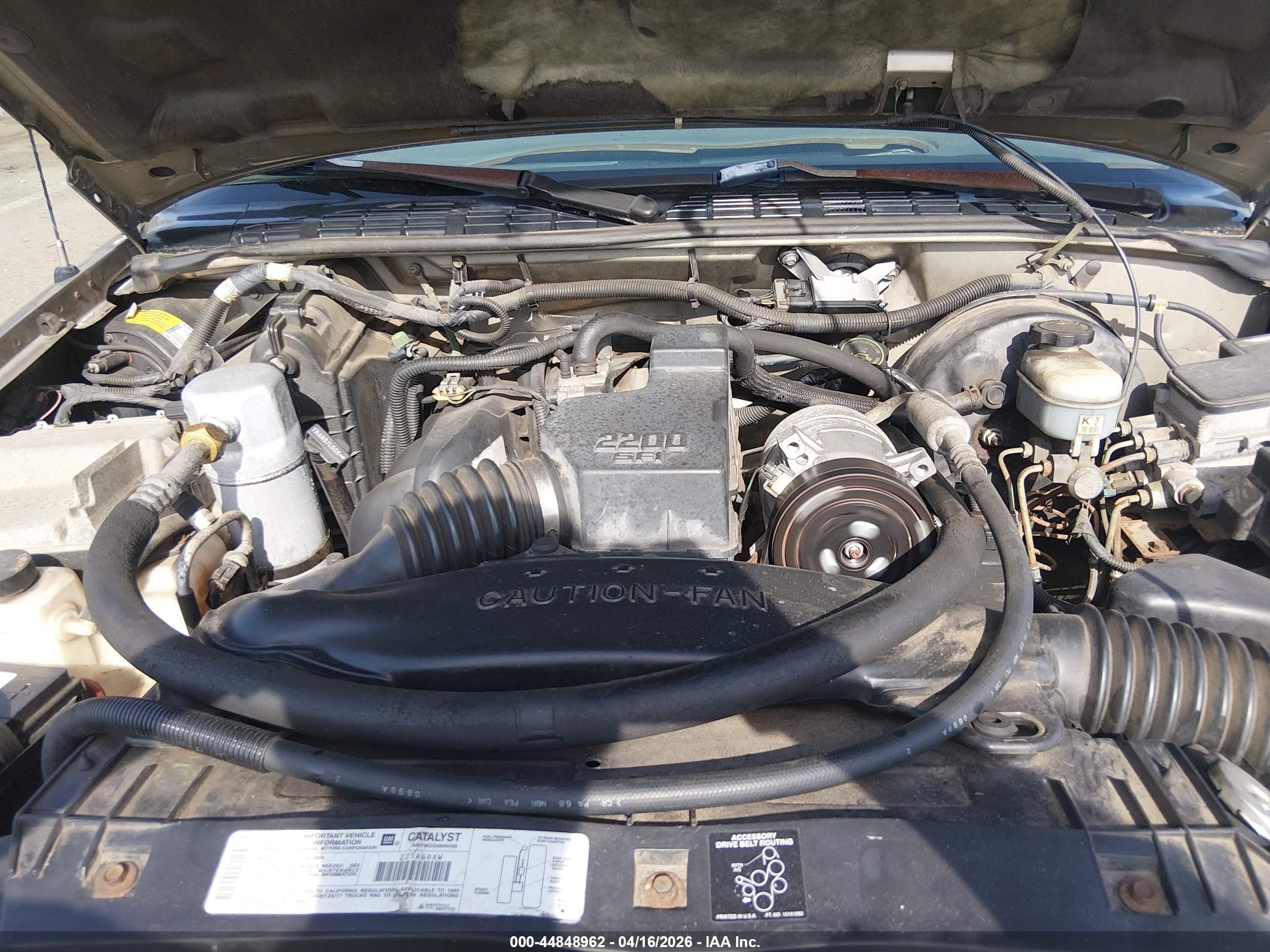 1999 Gmc Sonoma Sls Brown vin: 1GTCS1948X8523023