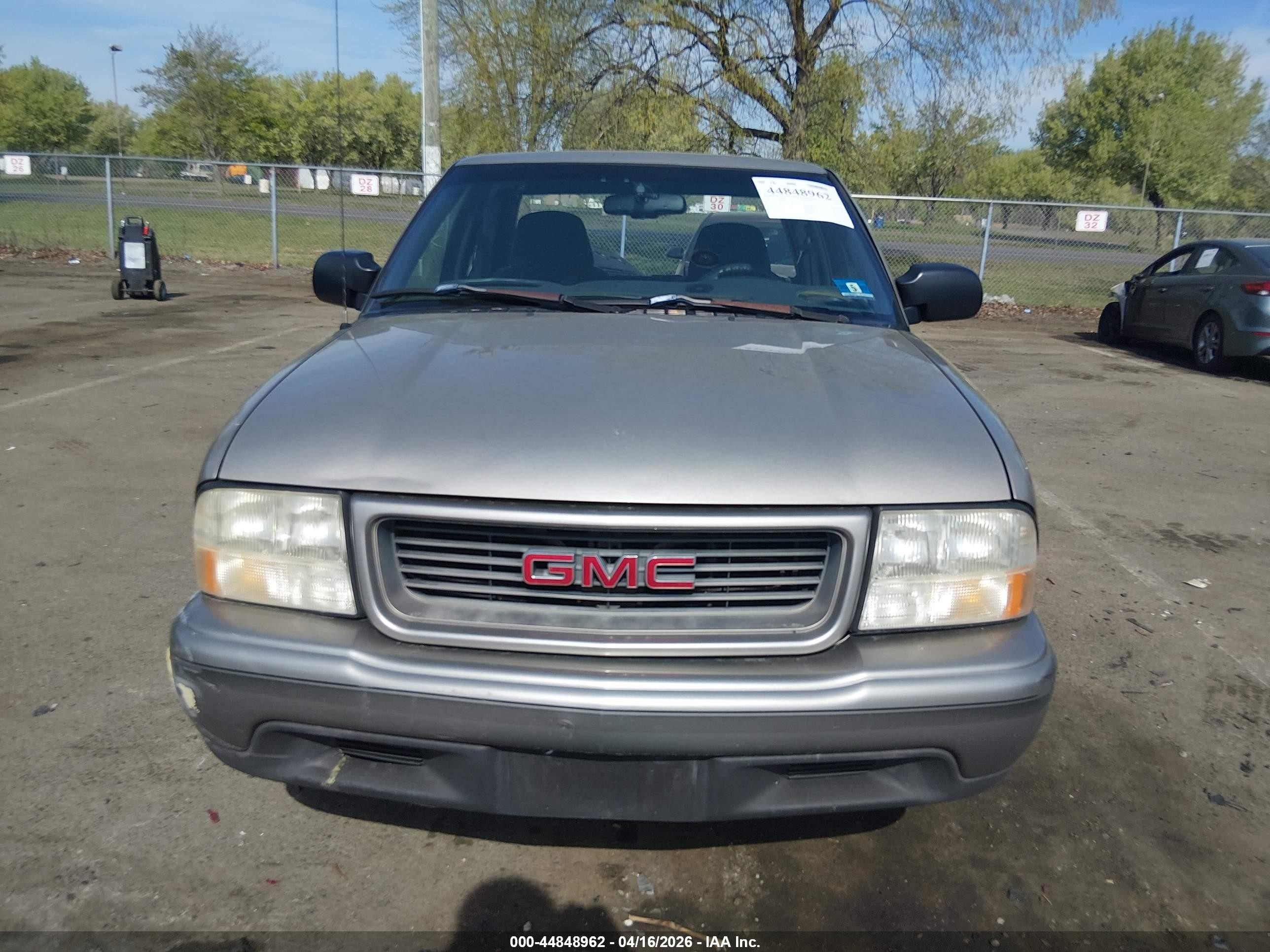 1999 Gmc Sonoma Sls Brown vin: 1GTCS1948X8523023