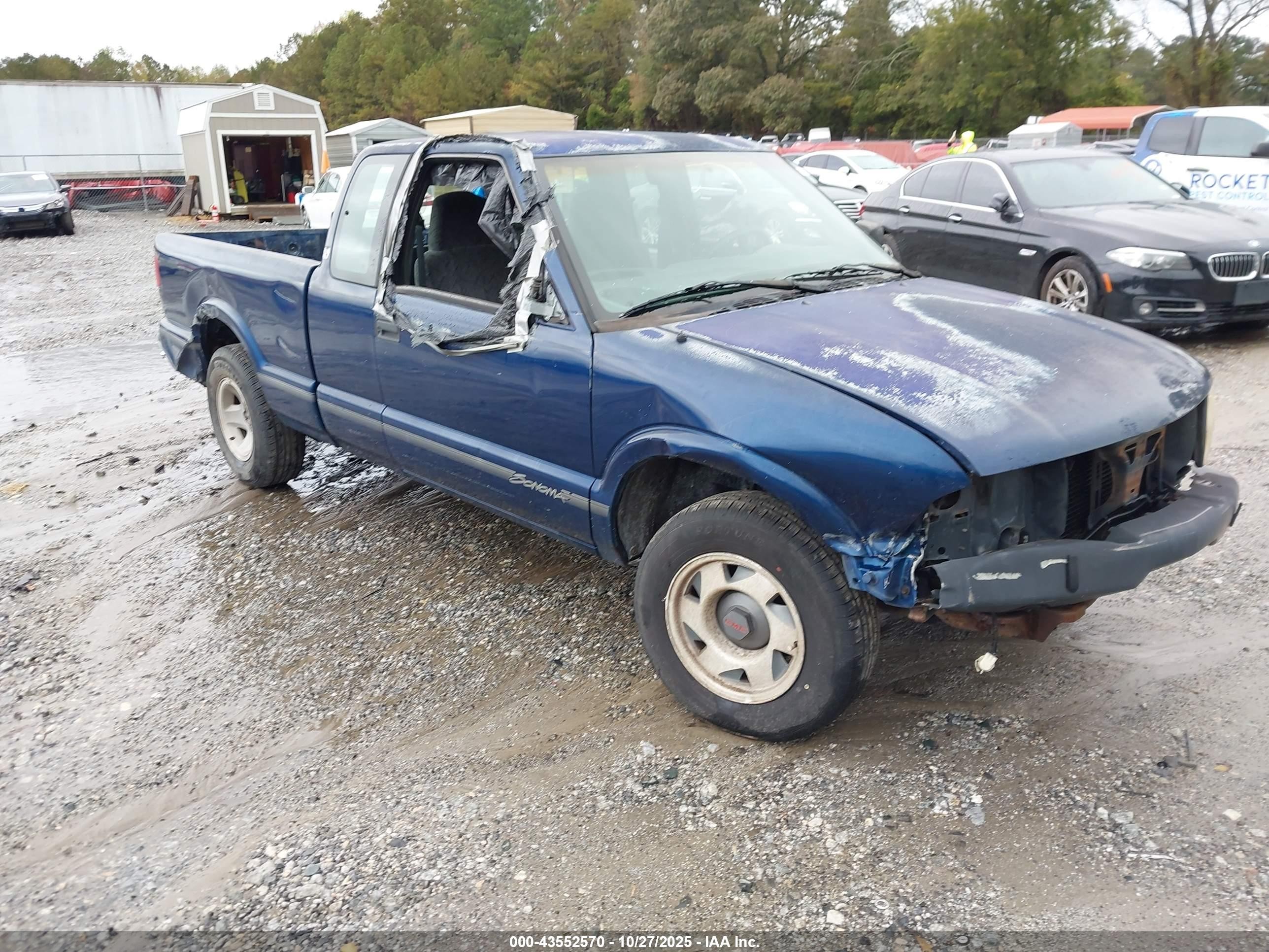 1999 Gmc Sonoma Sls Blue vin: 1GTCS1948X8535852