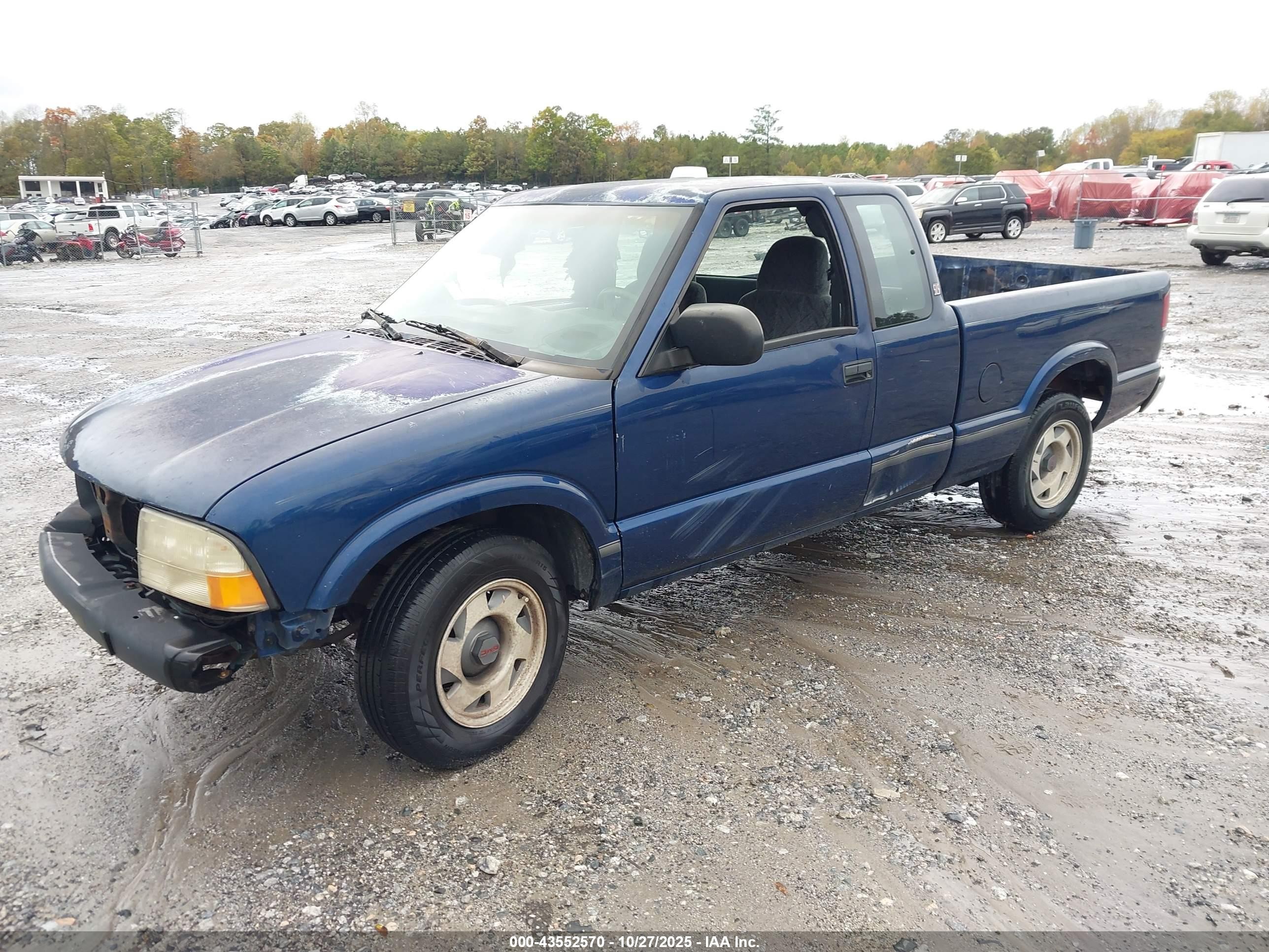 1999 Gmc Sonoma Sls Blue vin: 1GTCS1948X8535852