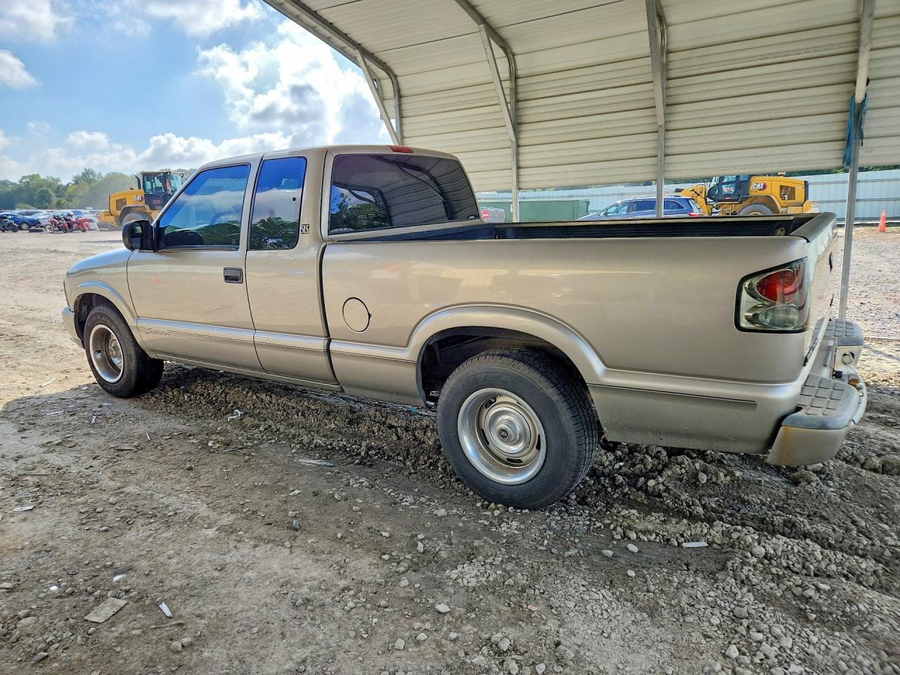 1998 Gmc Sonoma Gold vin: 1GTCS1949W8544168