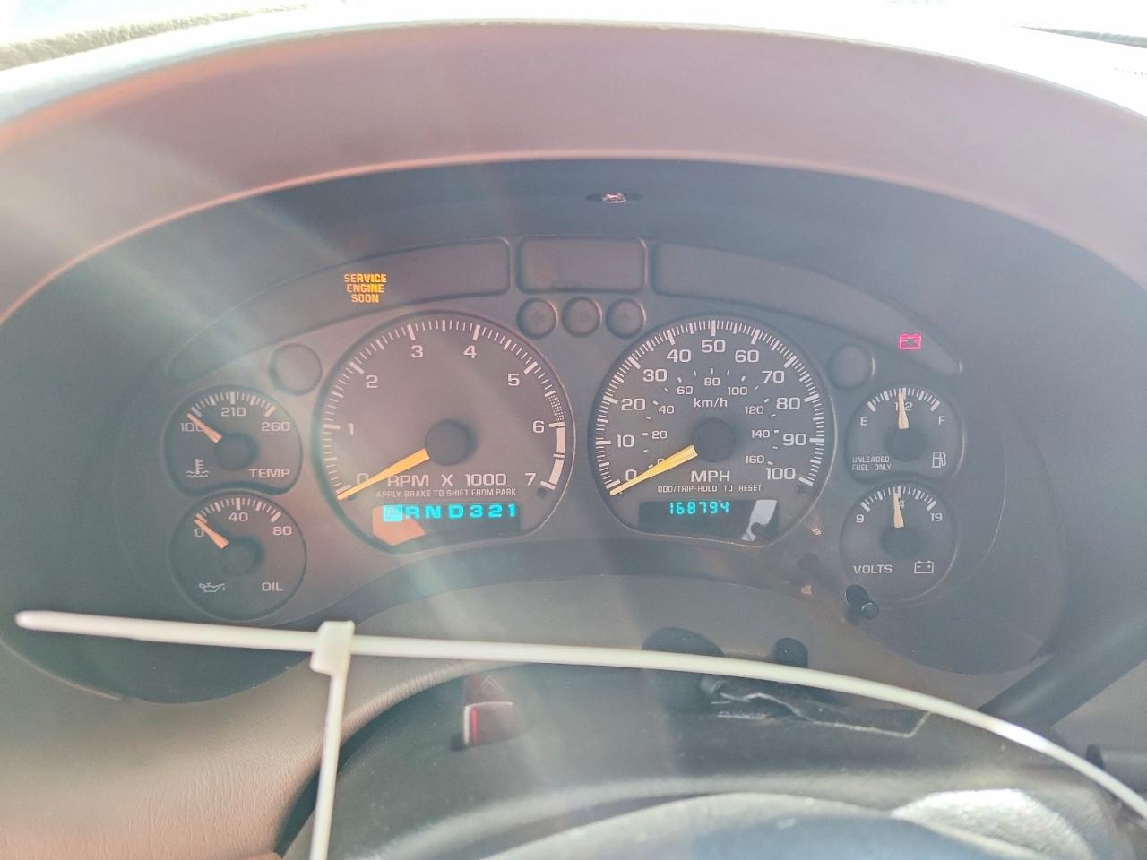 1998 Gmc Sonoma Gold vin: 1GTCS1949W8544168