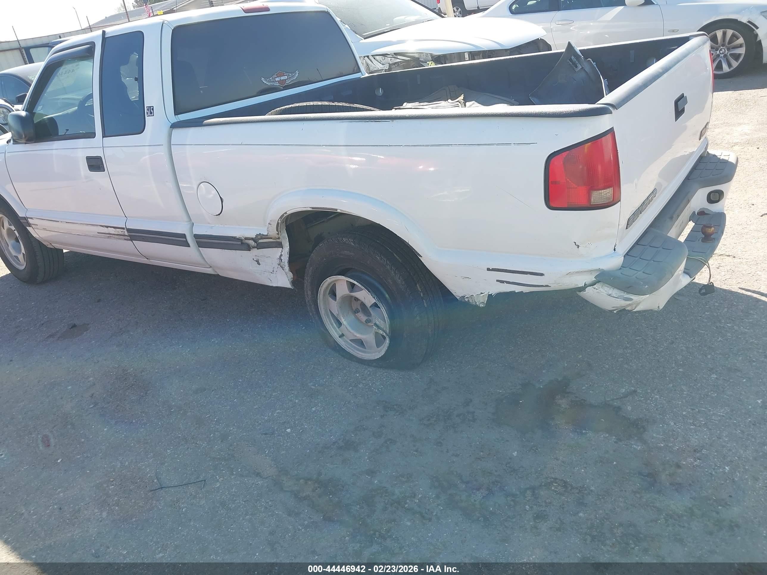 1999 Gmc Sonoma Sls White vin: 1GTCS1949X8501855
