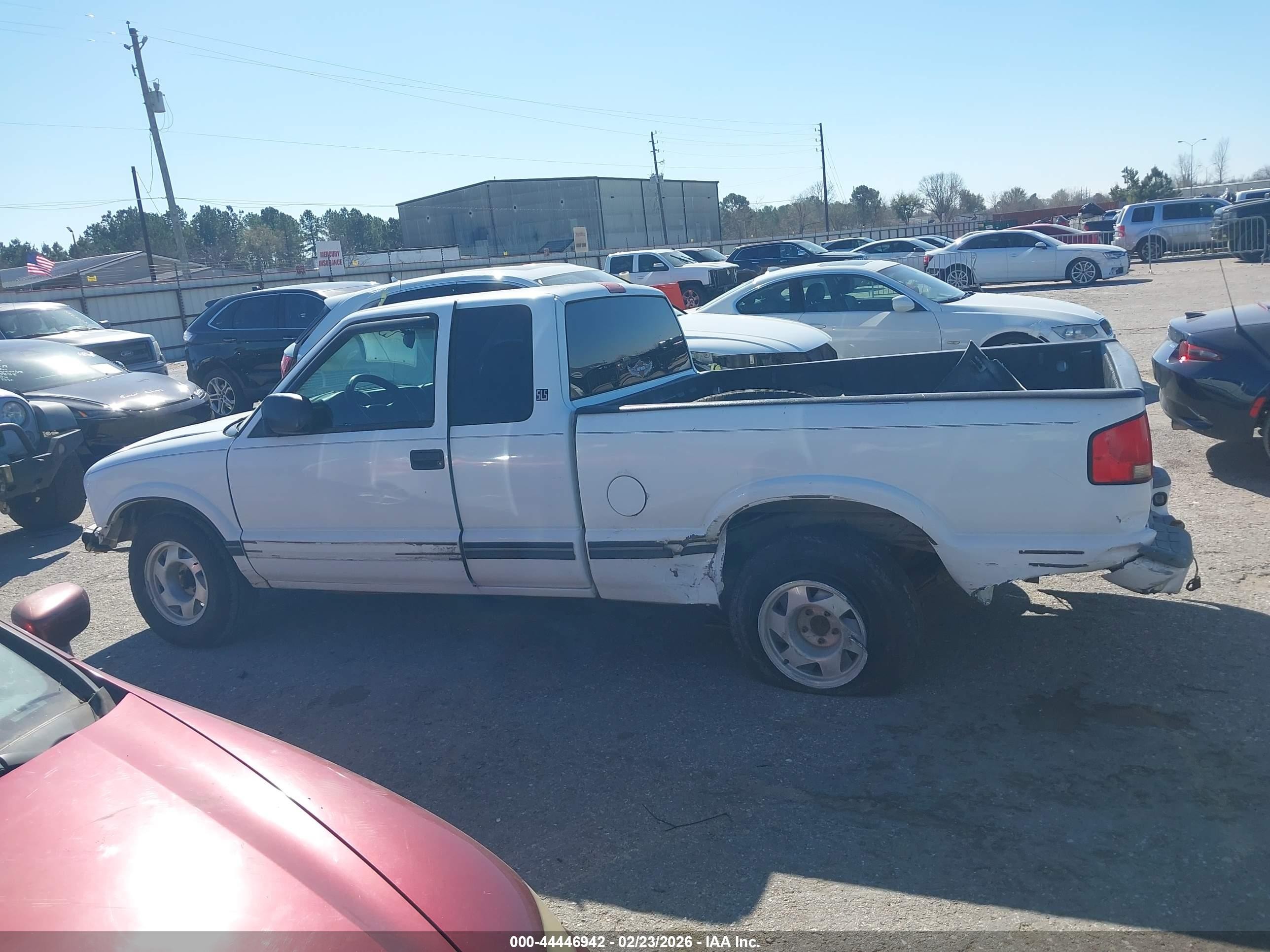 1999 Gmc Sonoma Sls White vin: 1GTCS1949X8501855