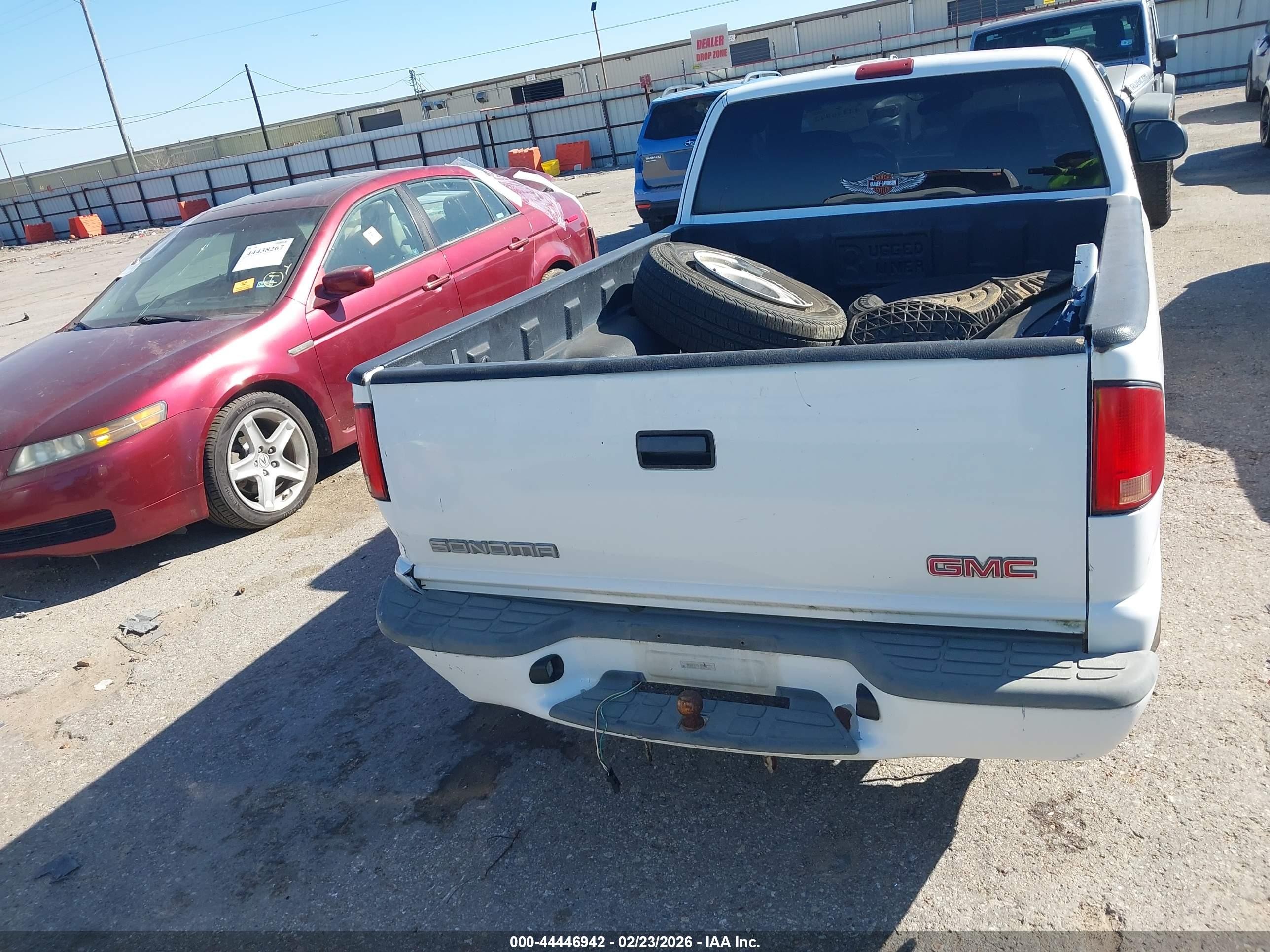 1999 Gmc Sonoma Sls White vin: 1GTCS1949X8501855
