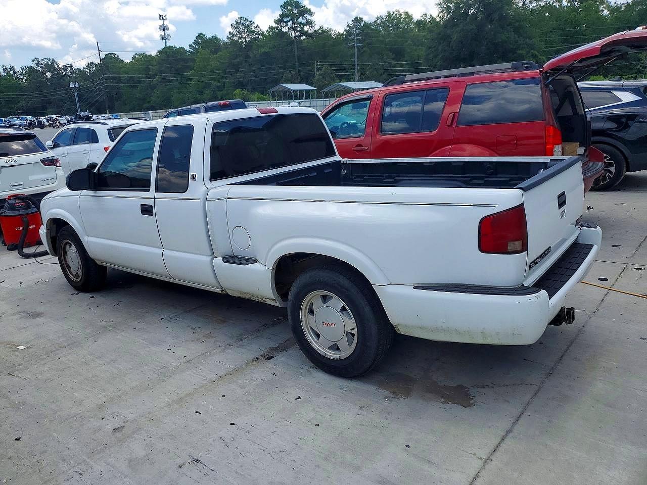 2002 Gmc Sonoma White vin: 1GTCS195528120344