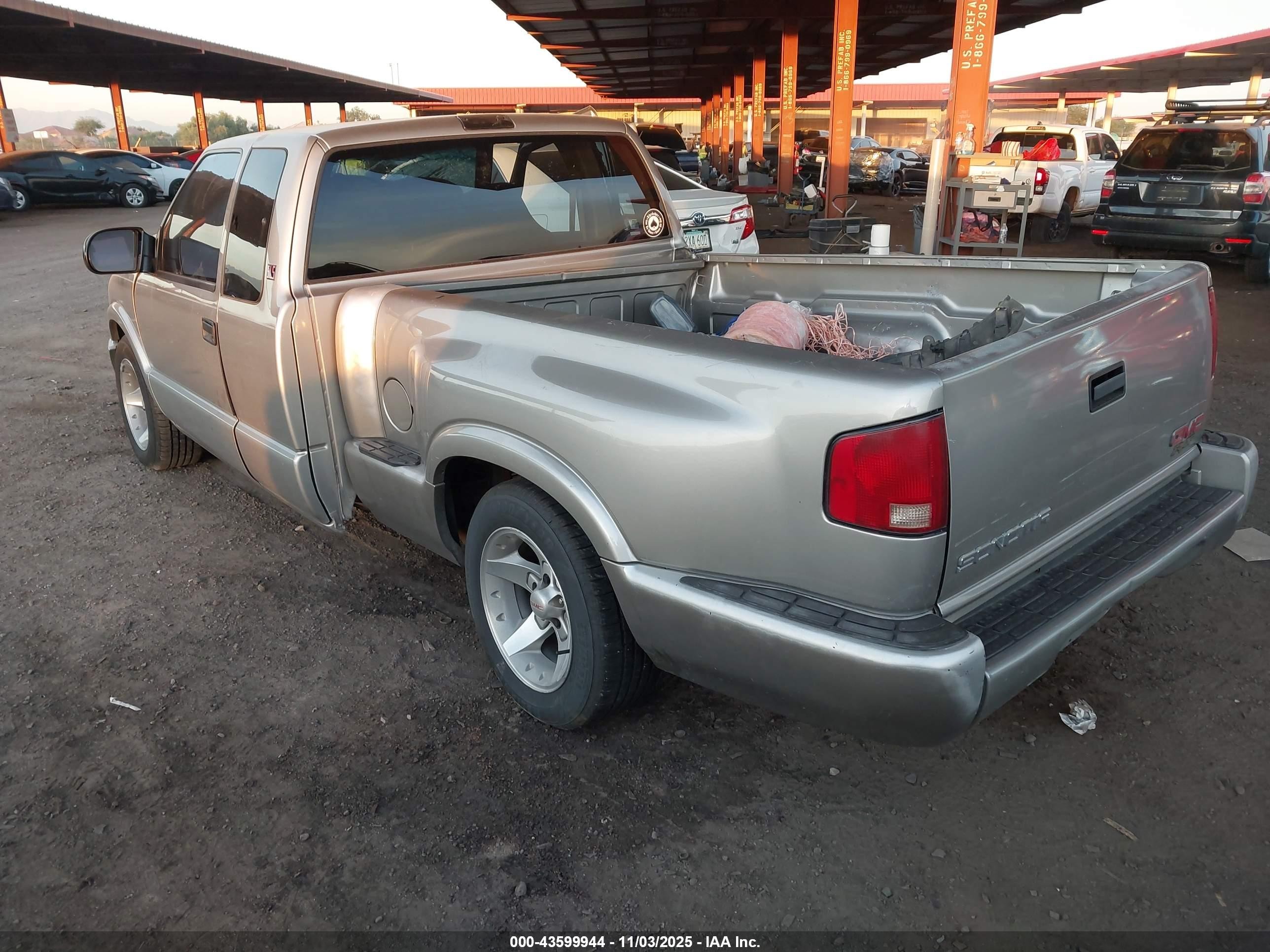 2001 Gmc Sonoma Sls Brown vin: 1GTCS195818245157
