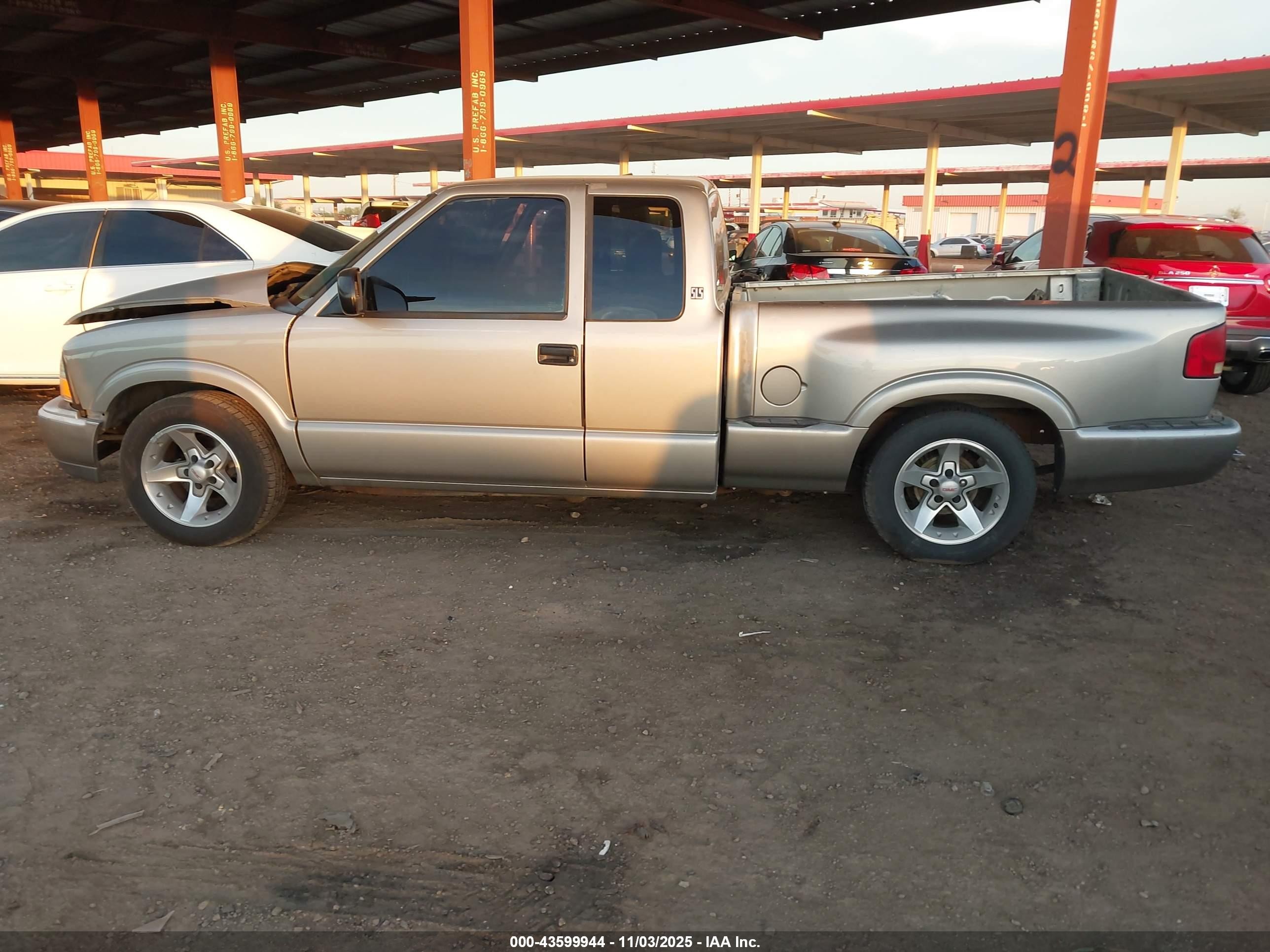 2001 Gmc Sonoma Sls Brown vin: 1GTCS195818245157