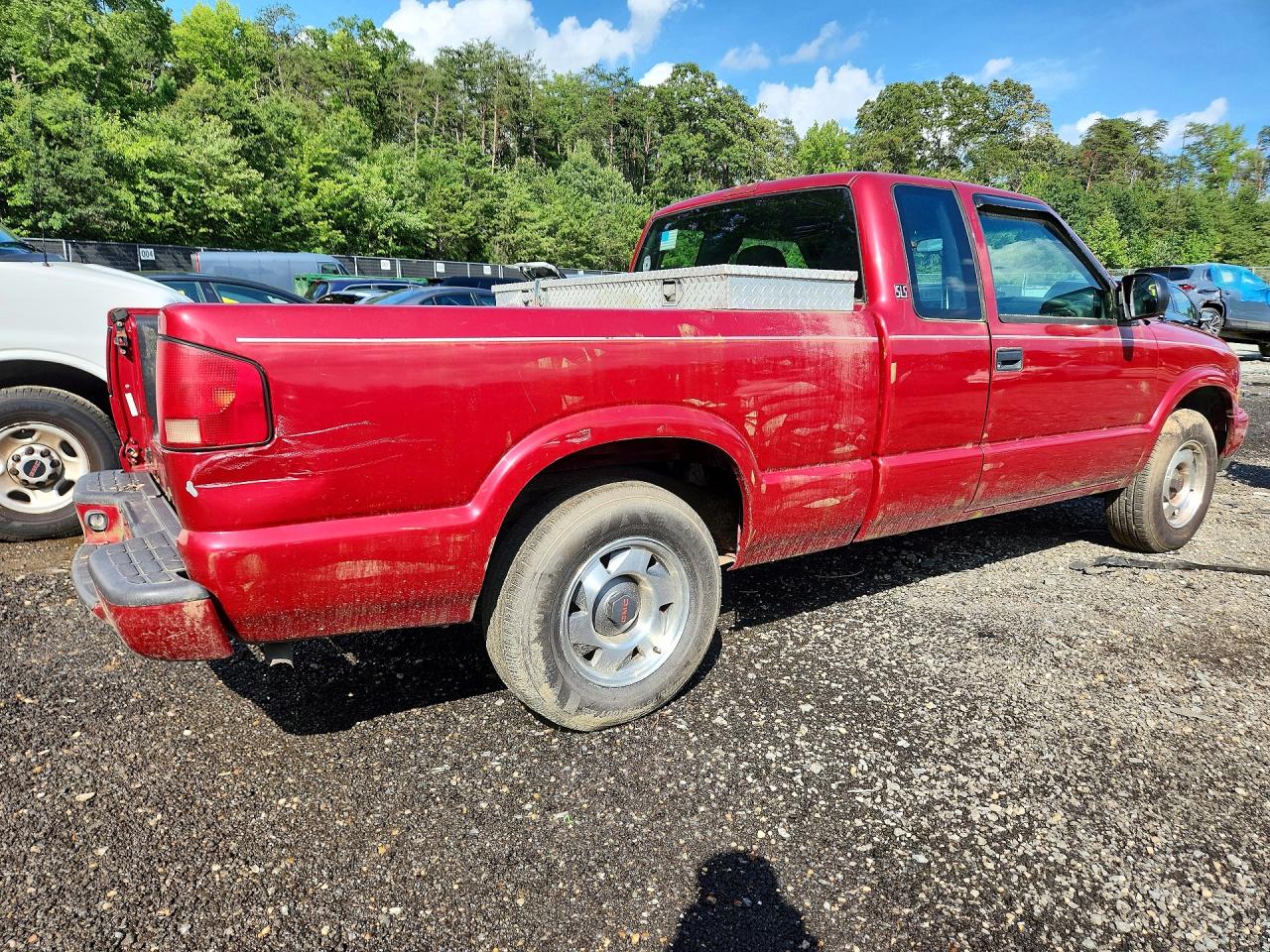 2000 Gmc Sonoma Maroon vin: 1GTCS1958Y8286284
