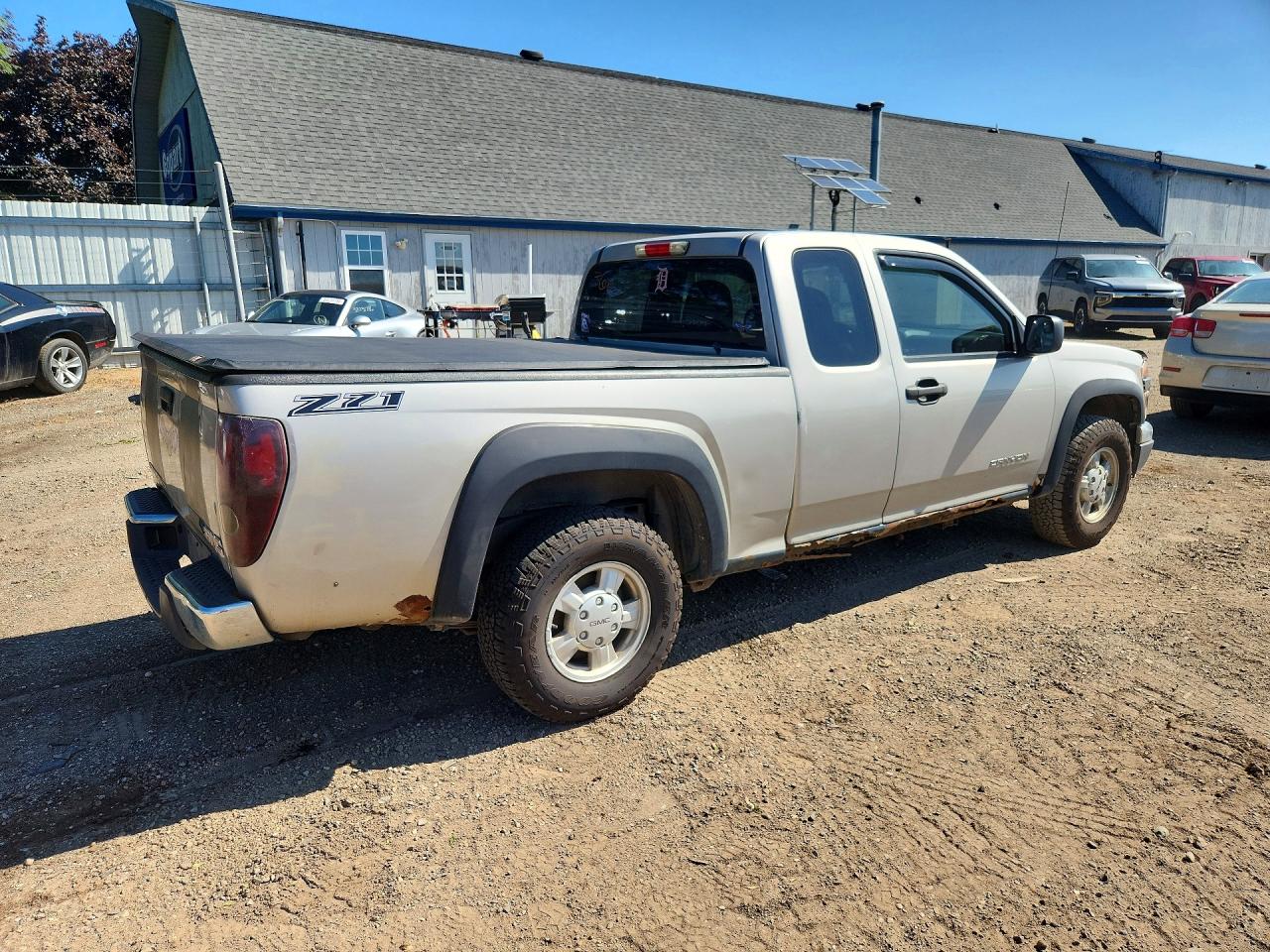 2005 Gmc Canyon Tan vin: 1GTCS196158179467