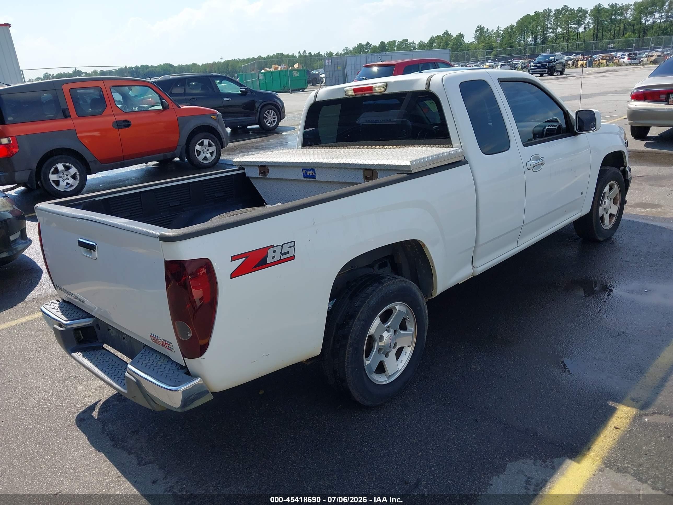 2009 Gmc Canyon Work Truck White vin: 1GTCS199298109444