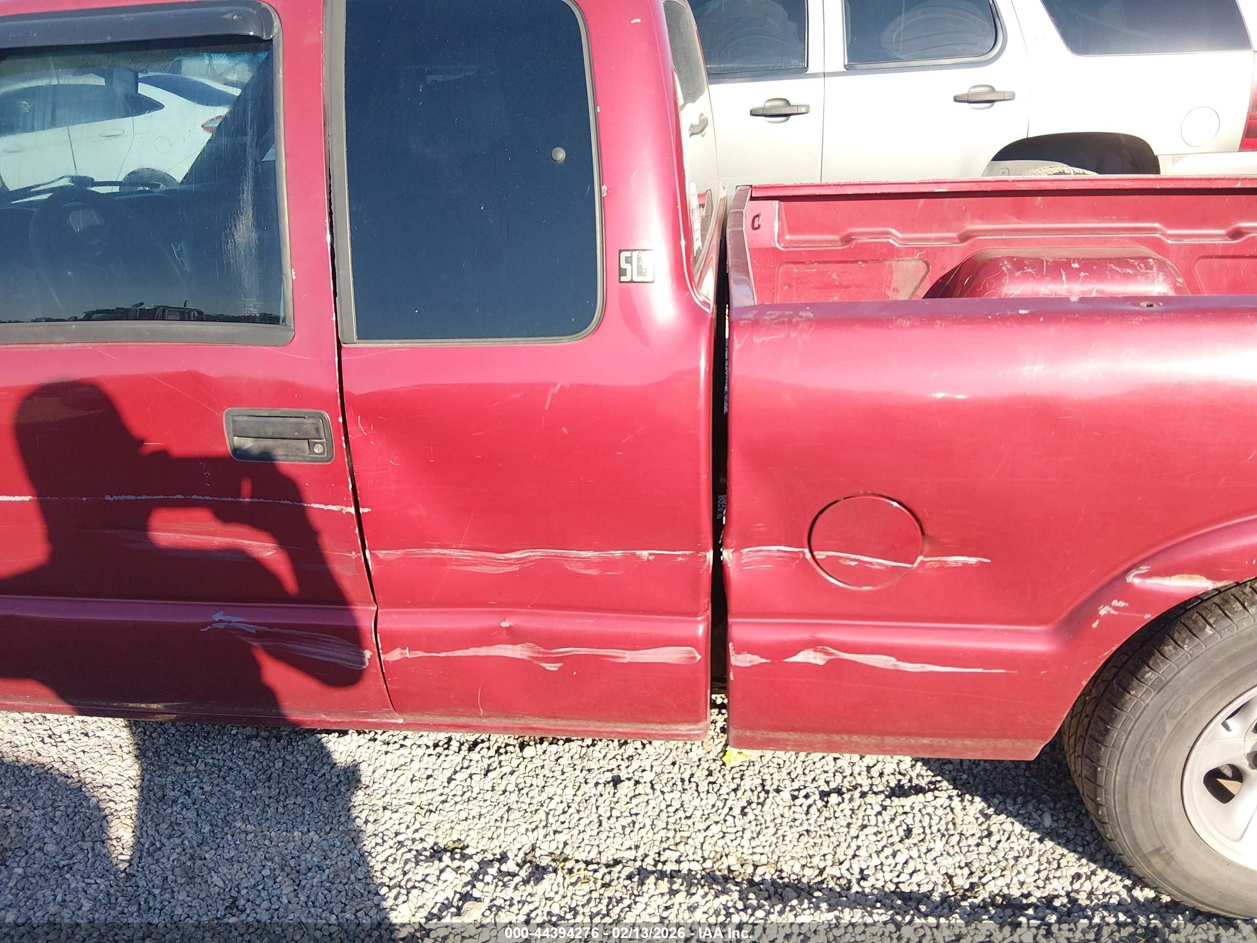 2001 Gmc Sonoma Sls Red vin: 1GTCS19W118236387