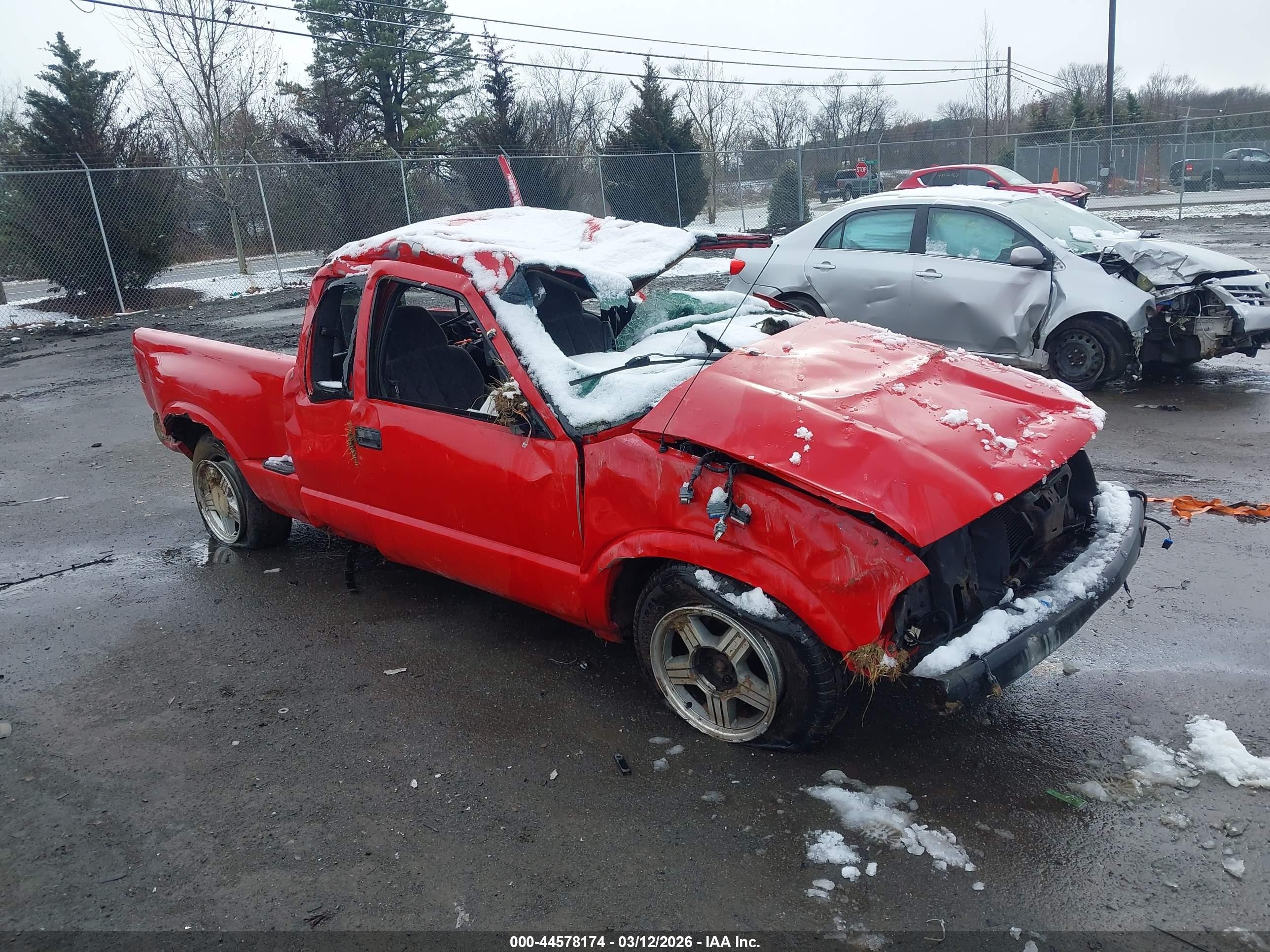 2000 Gmc Sonoma Sls Red vin: 1GTCS19W1Y8205764