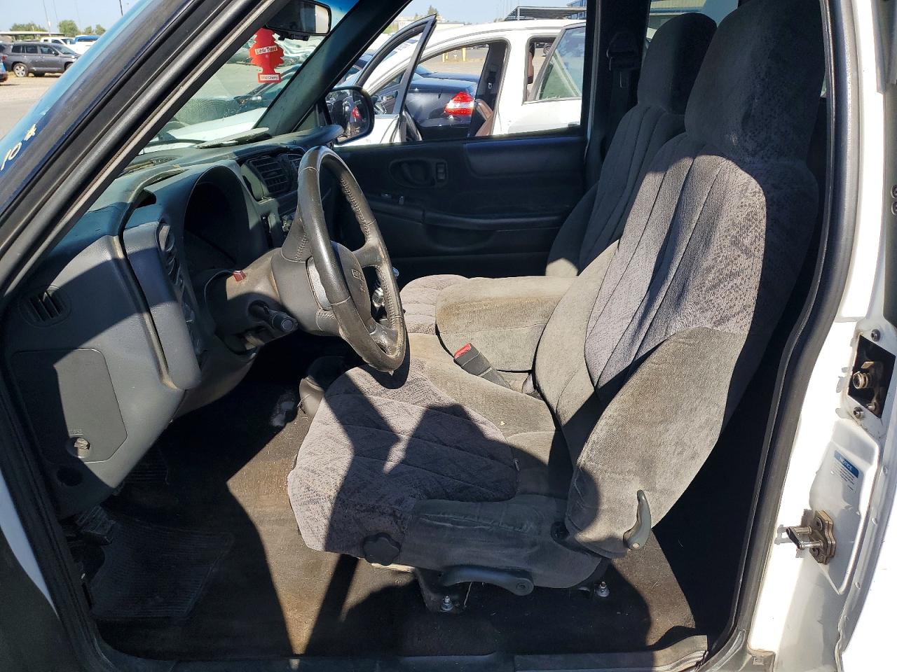 1999 Gmc Sonoma Белый vin: 1GTCS19W3X8524128