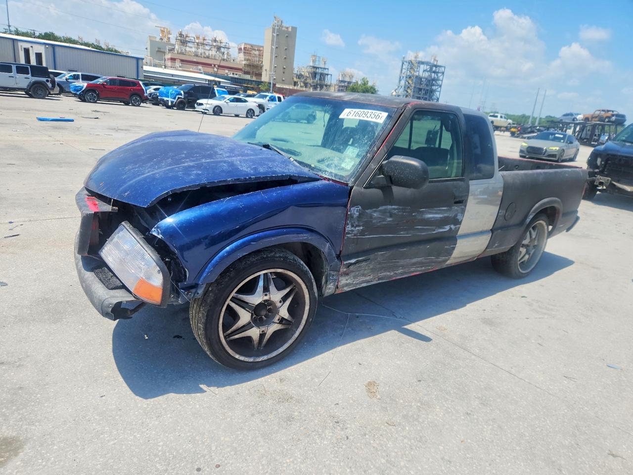 1GTCS19W418102876