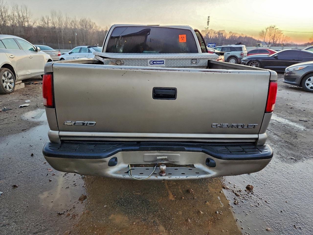 2000 Gmc Sonoma Beige vin: 1GTCS19W4Y8241416