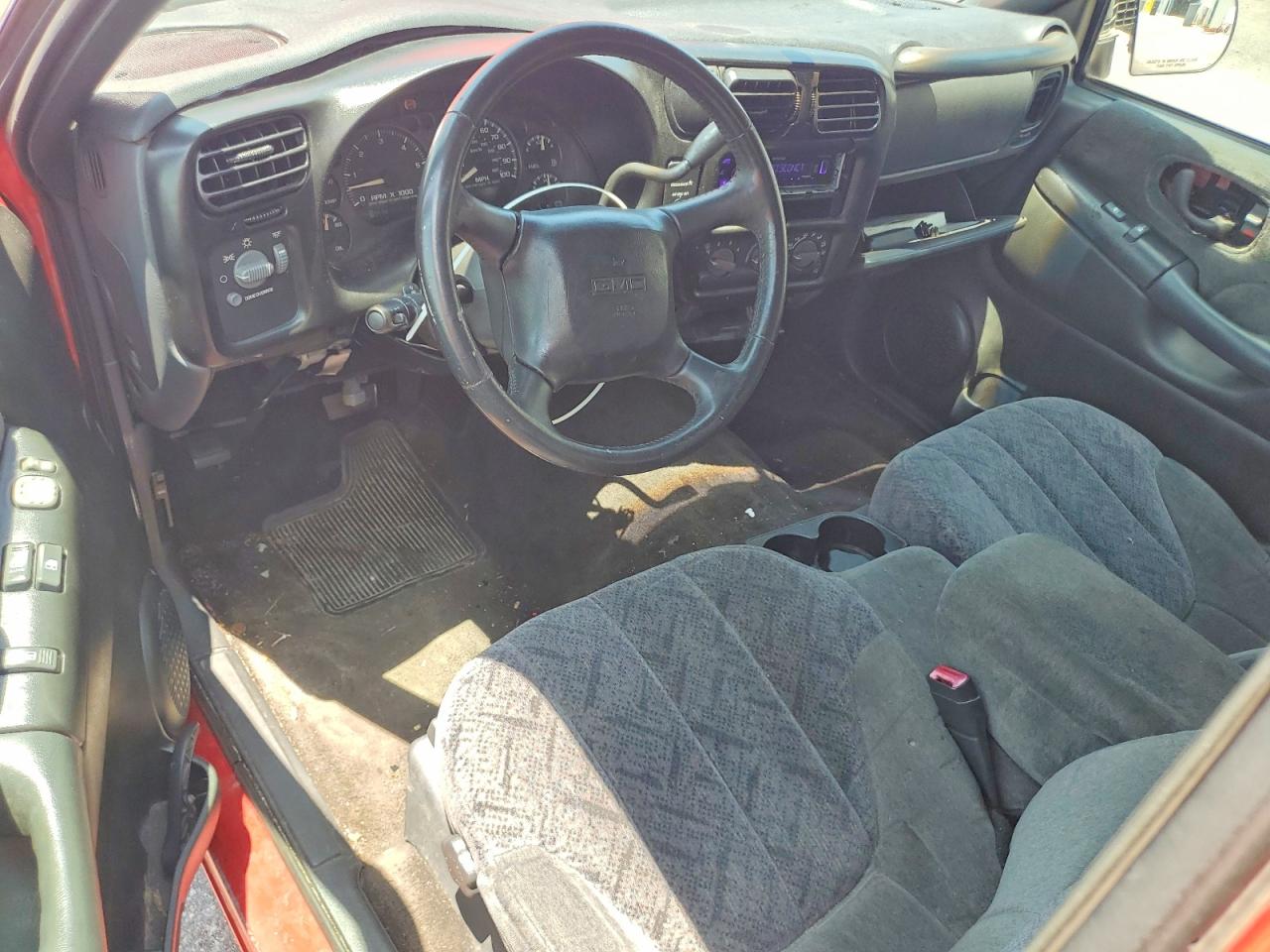 2002 Gmc Sonoma Red vin: 1GTCS19W628250075