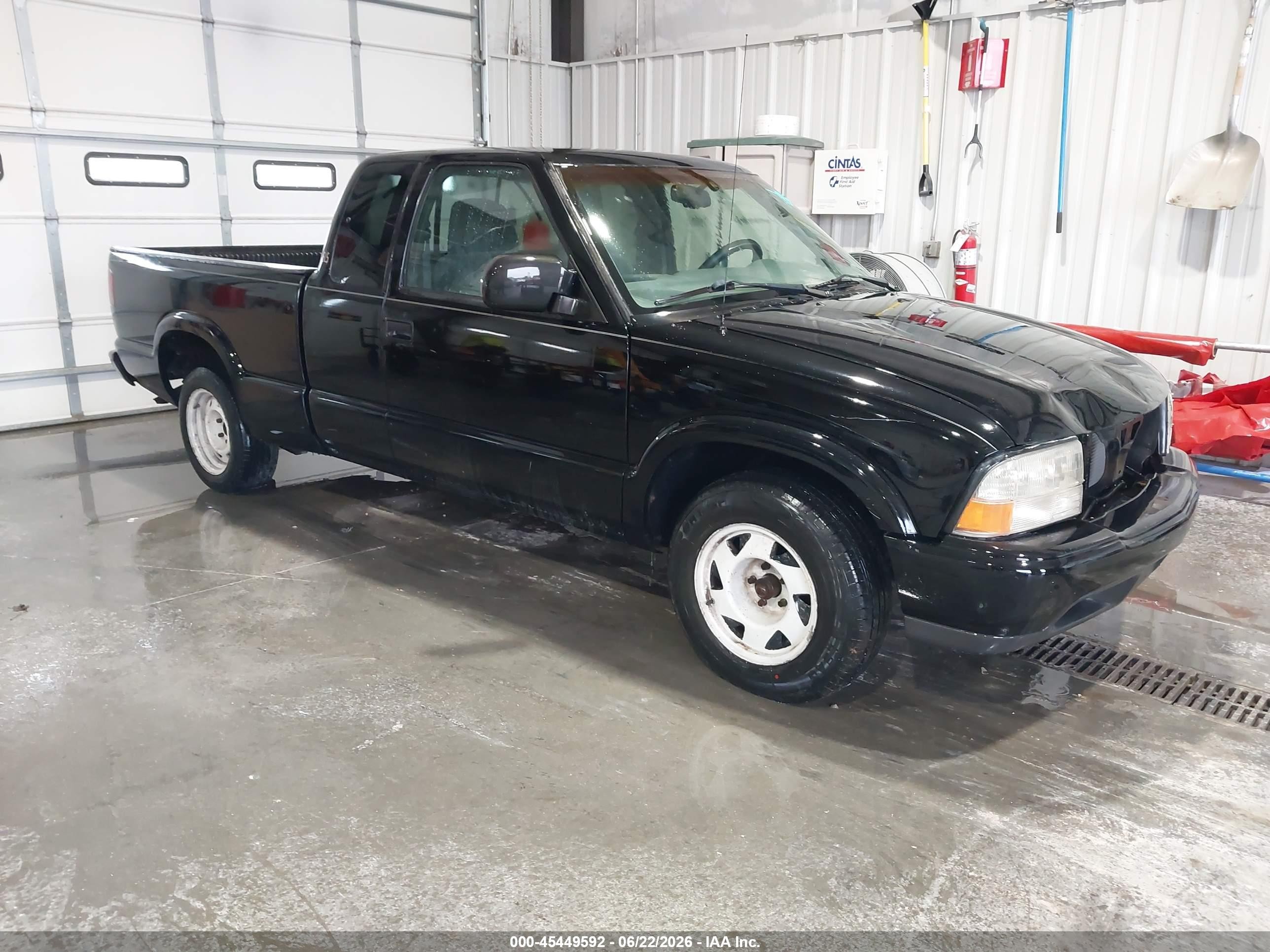 1GTCS19W6Y8102811