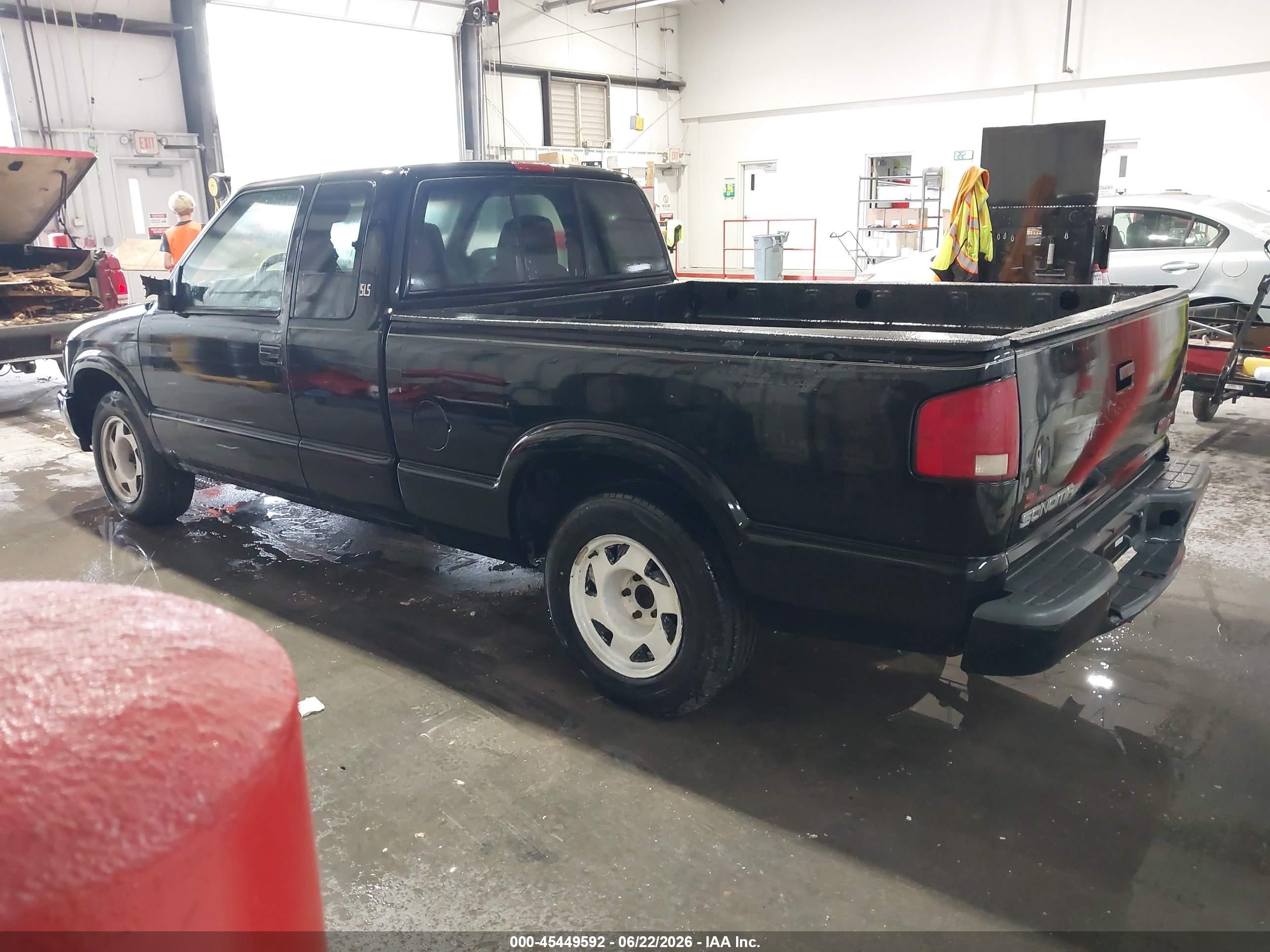 2000 Gmc Sonoma Sls Black vin: 1GTCS19W6Y8102811