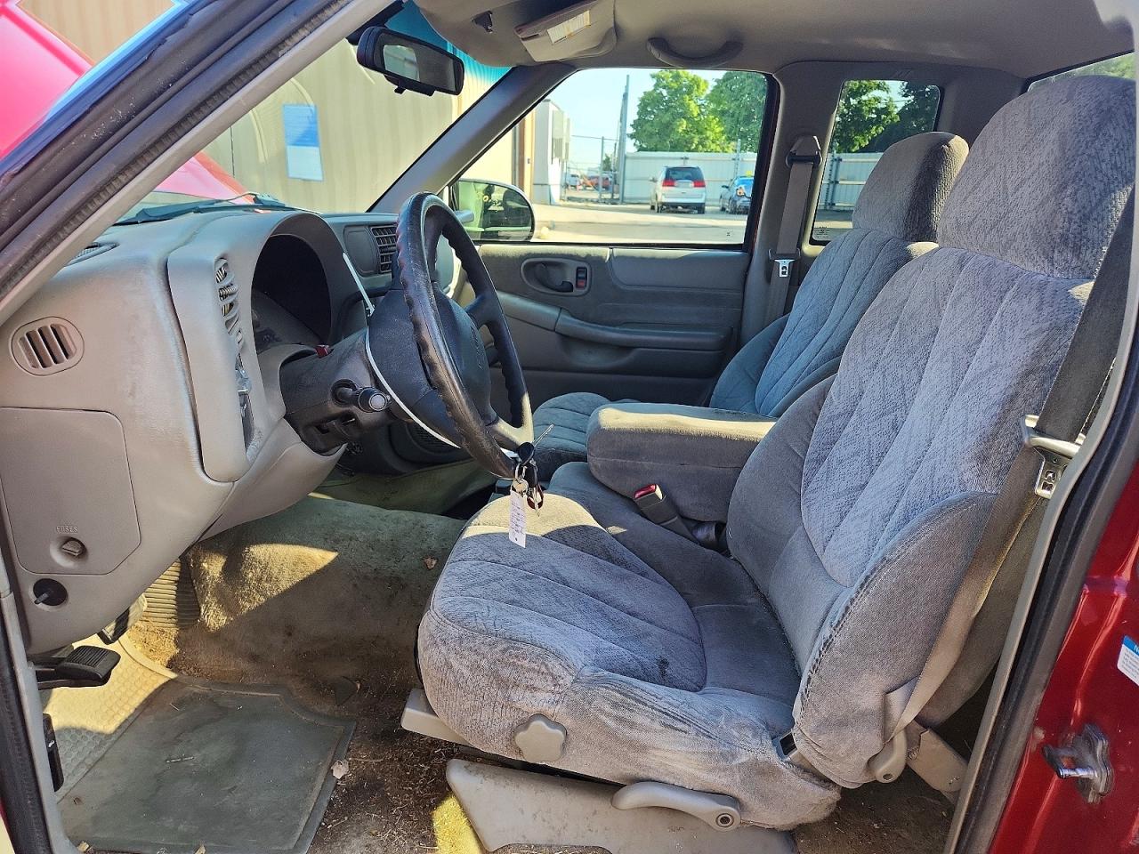 2001 Gmc Sonoma Красный vin: 1GTCS19W718145866