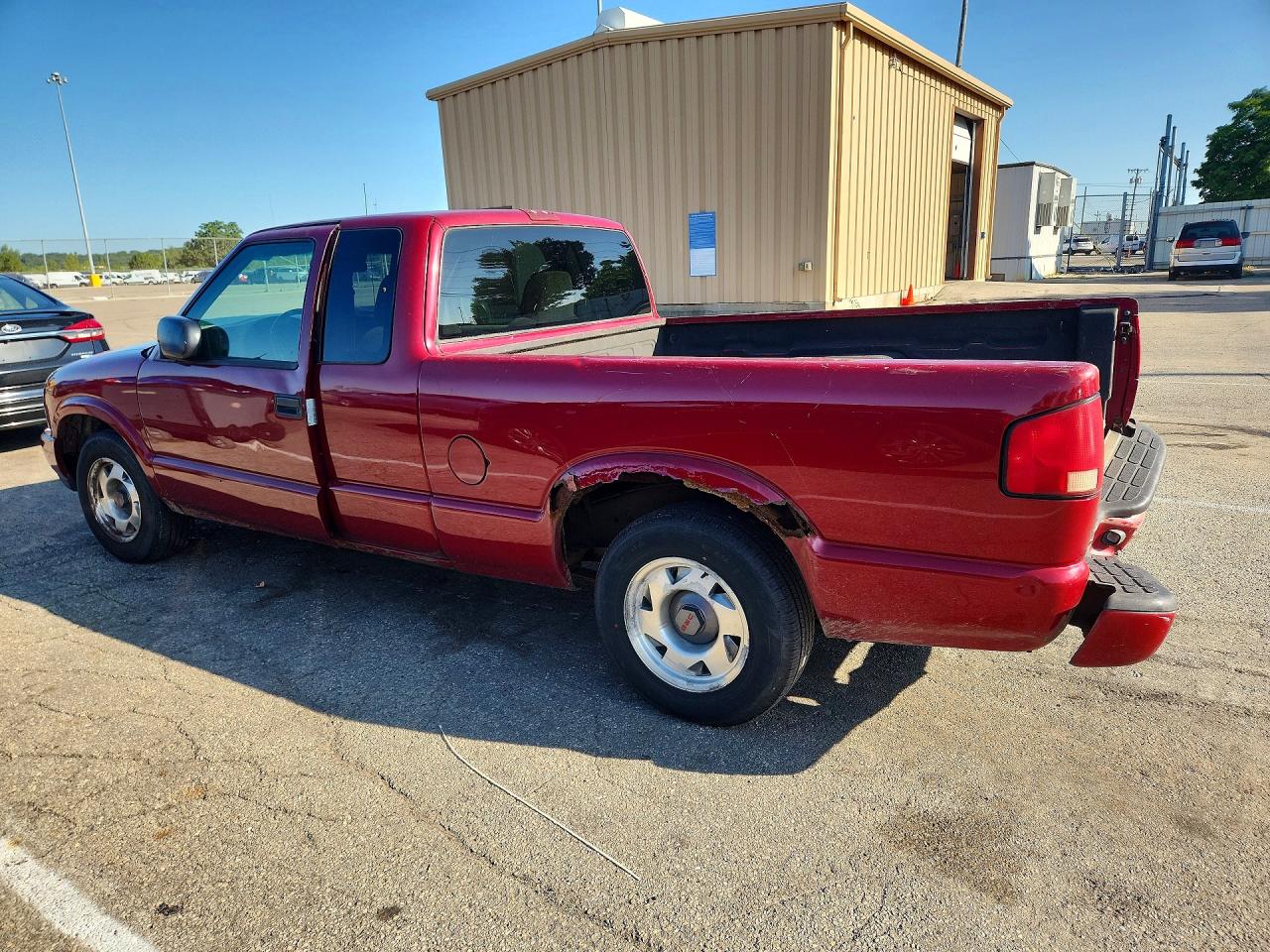 2001 Gmc Sonoma Красный vin: 1GTCS19W718145866