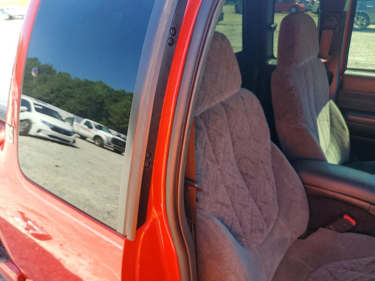 2002 Gmc Sonoma Red vin: 1GTCS19W828103580