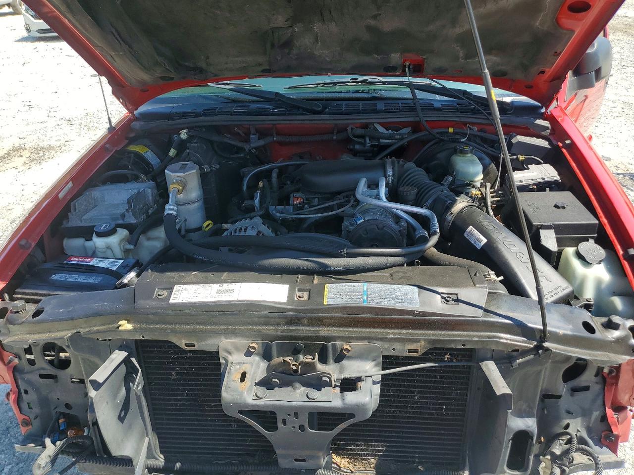 2002 Gmc Sonoma Red vin: 1GTCS19W828103580