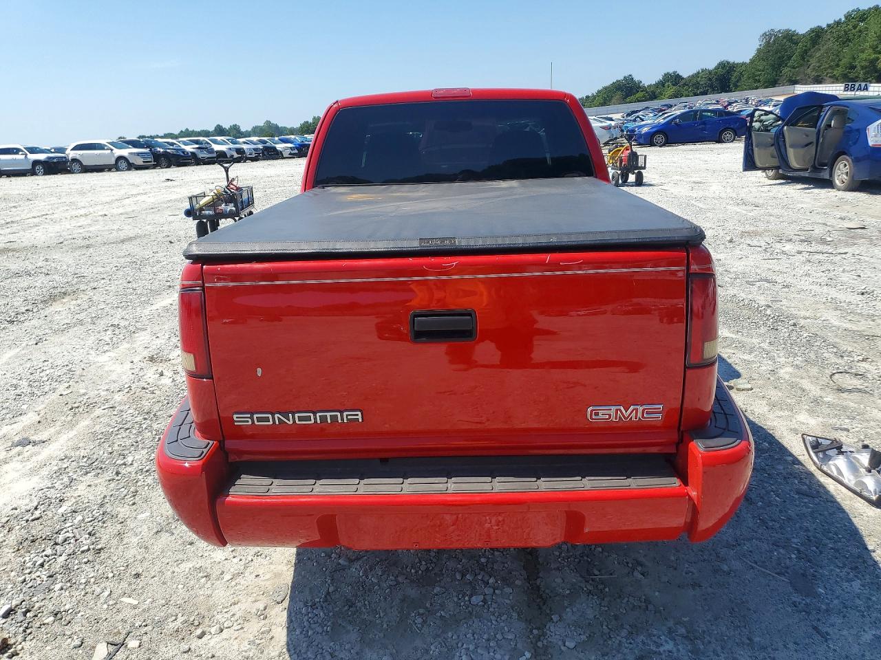 2002 Gmc Sonoma Red vin: 1GTCS19W828103580