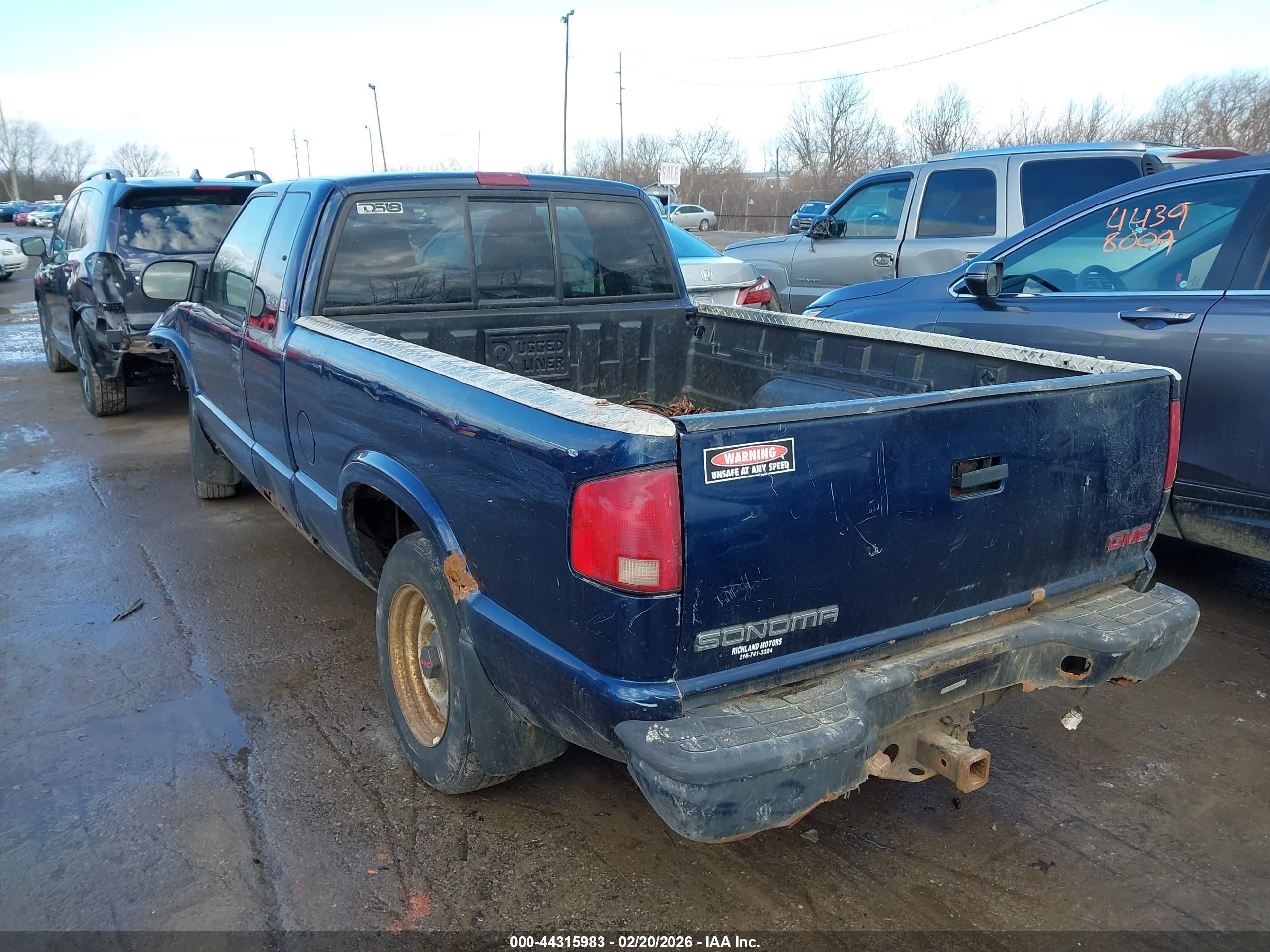 2000 Gmc Sonoma Sls Dark Blue vin: 1GTCS19W8Y8251656
