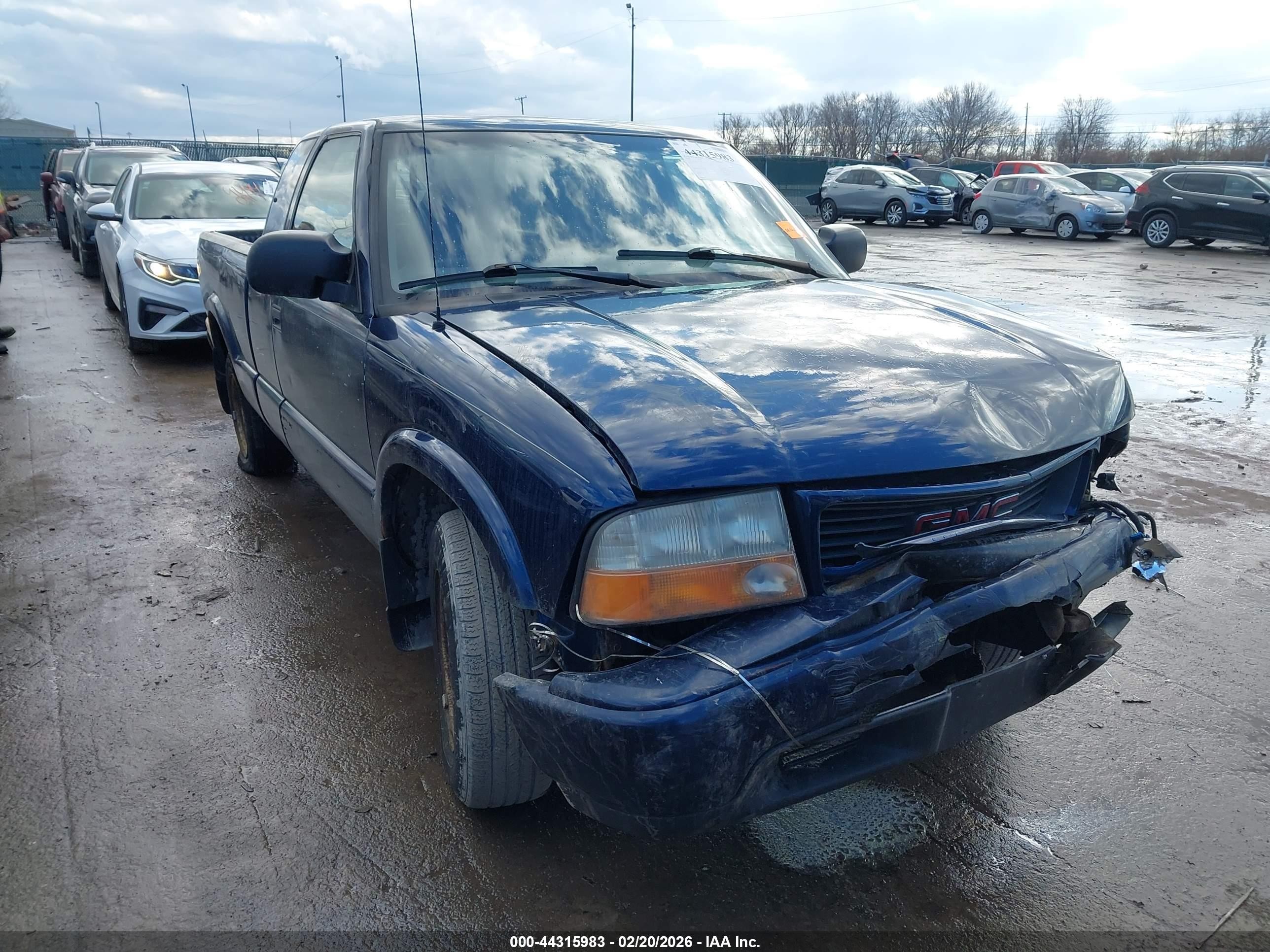 2000 Gmc Sonoma Sls Dark Blue vin: 1GTCS19W8Y8251656