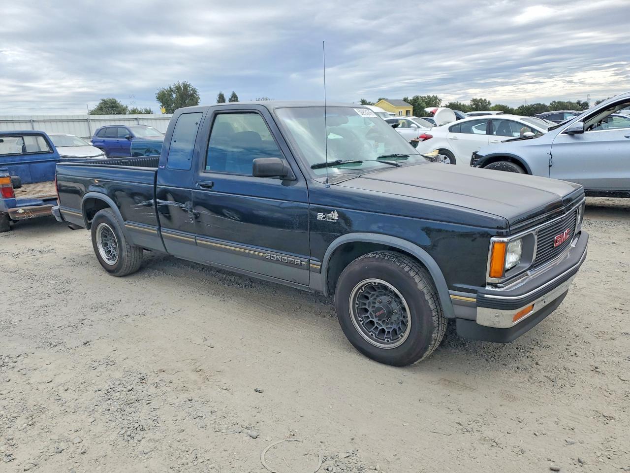 1993 Gmc Sonoma Black vin: 1GTCS19W9P0516002