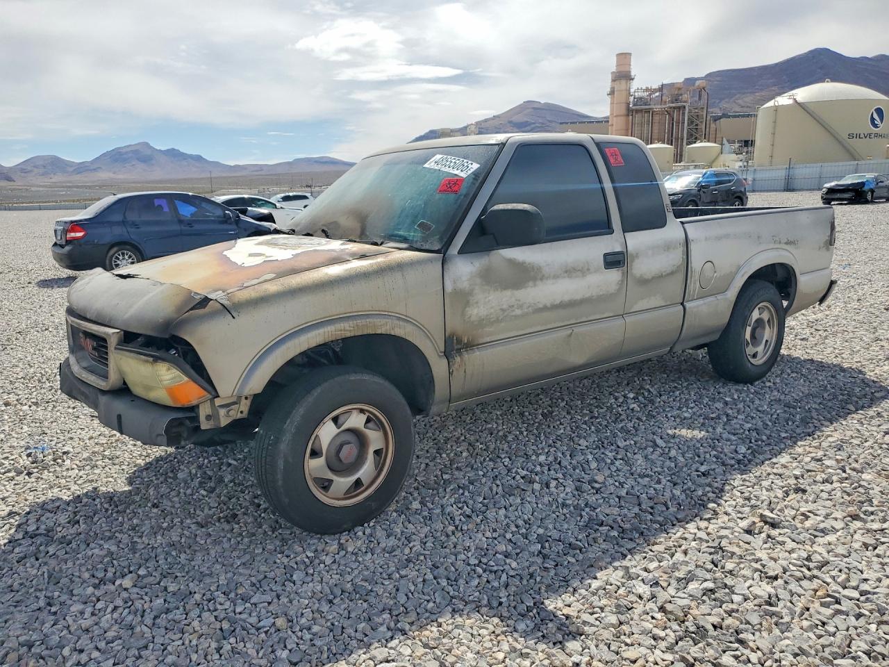 2001 Gmc Sonoma Gold vin: 1GTCS19WX18228448