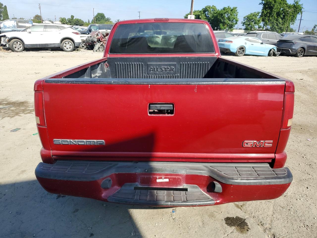 2003 Gmc Sonoma Burgundy vin: 1GTCS19X138154932