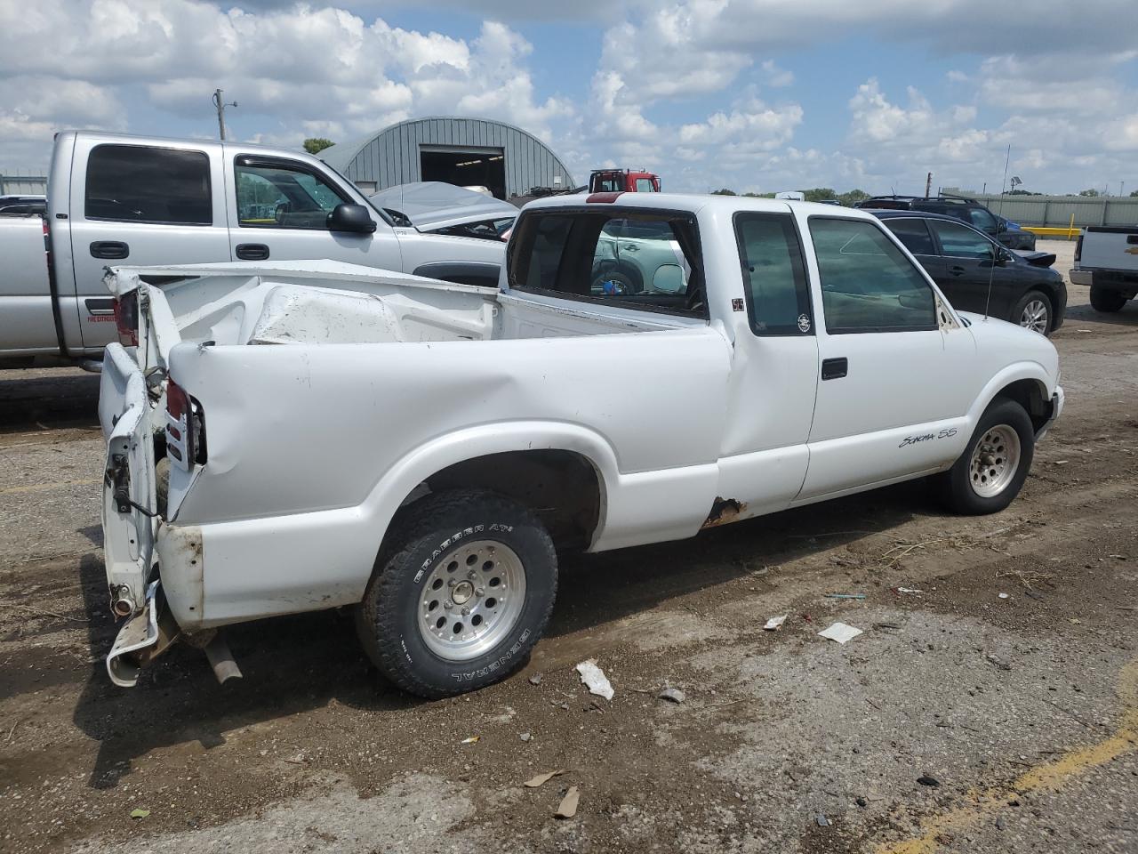 1996 Gmc Sonoma White vin: 1GTCS19X1TK528426