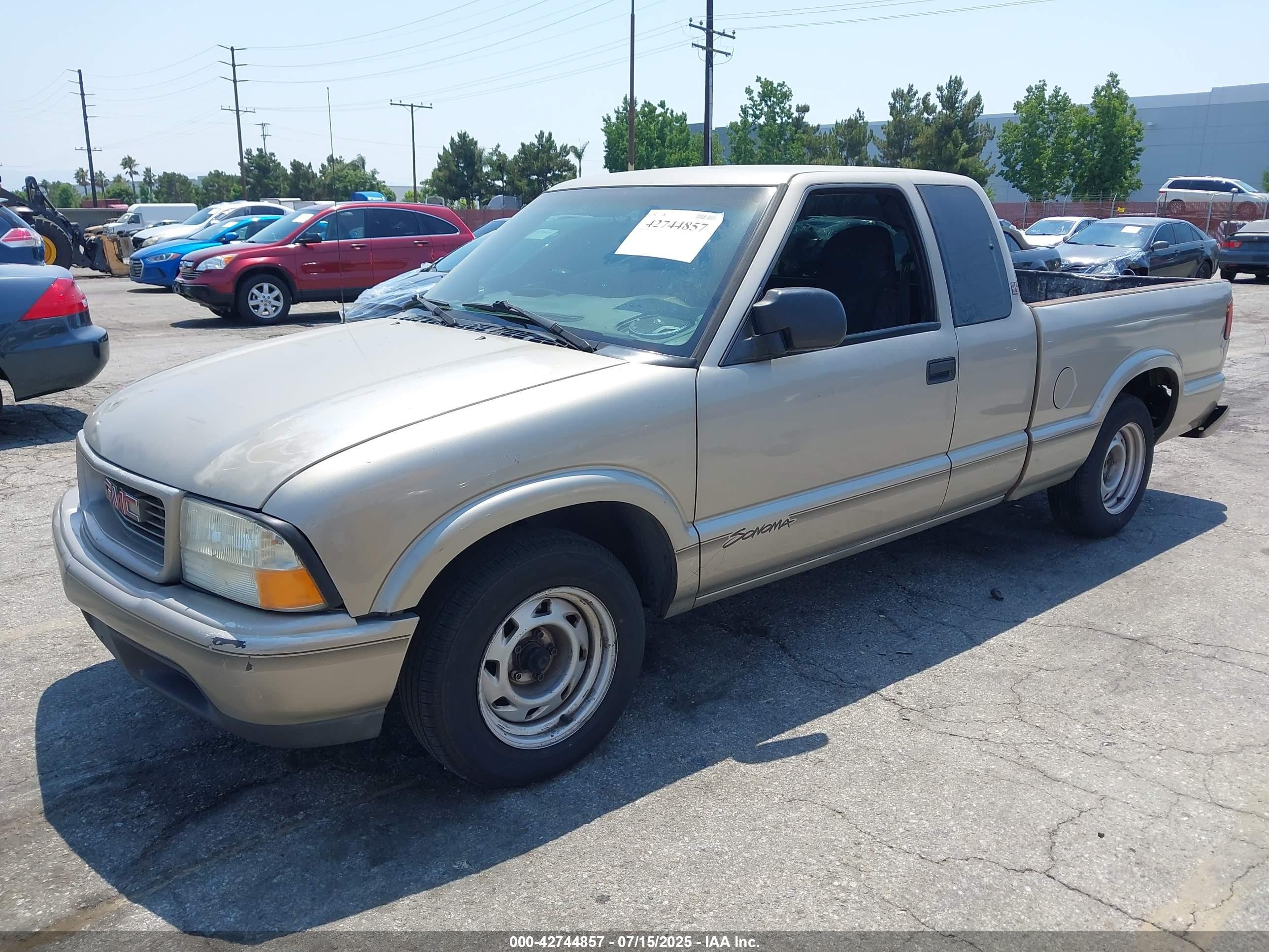 1999 Gmc Sonoma Sls Золотой vin: 1GTCS19X1X8515260