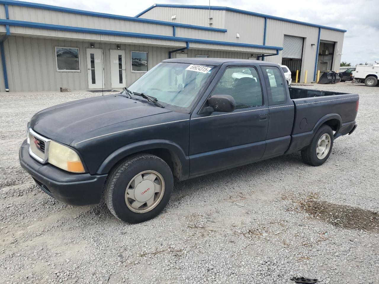 1GTCS19X238109336