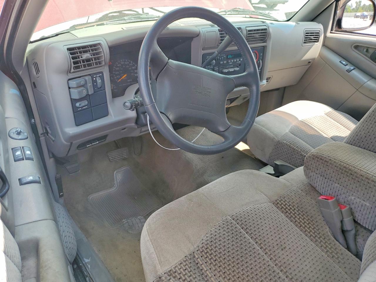1996 Gmc Sonoma Burgundy vin: 1GTCS19X4T8527638