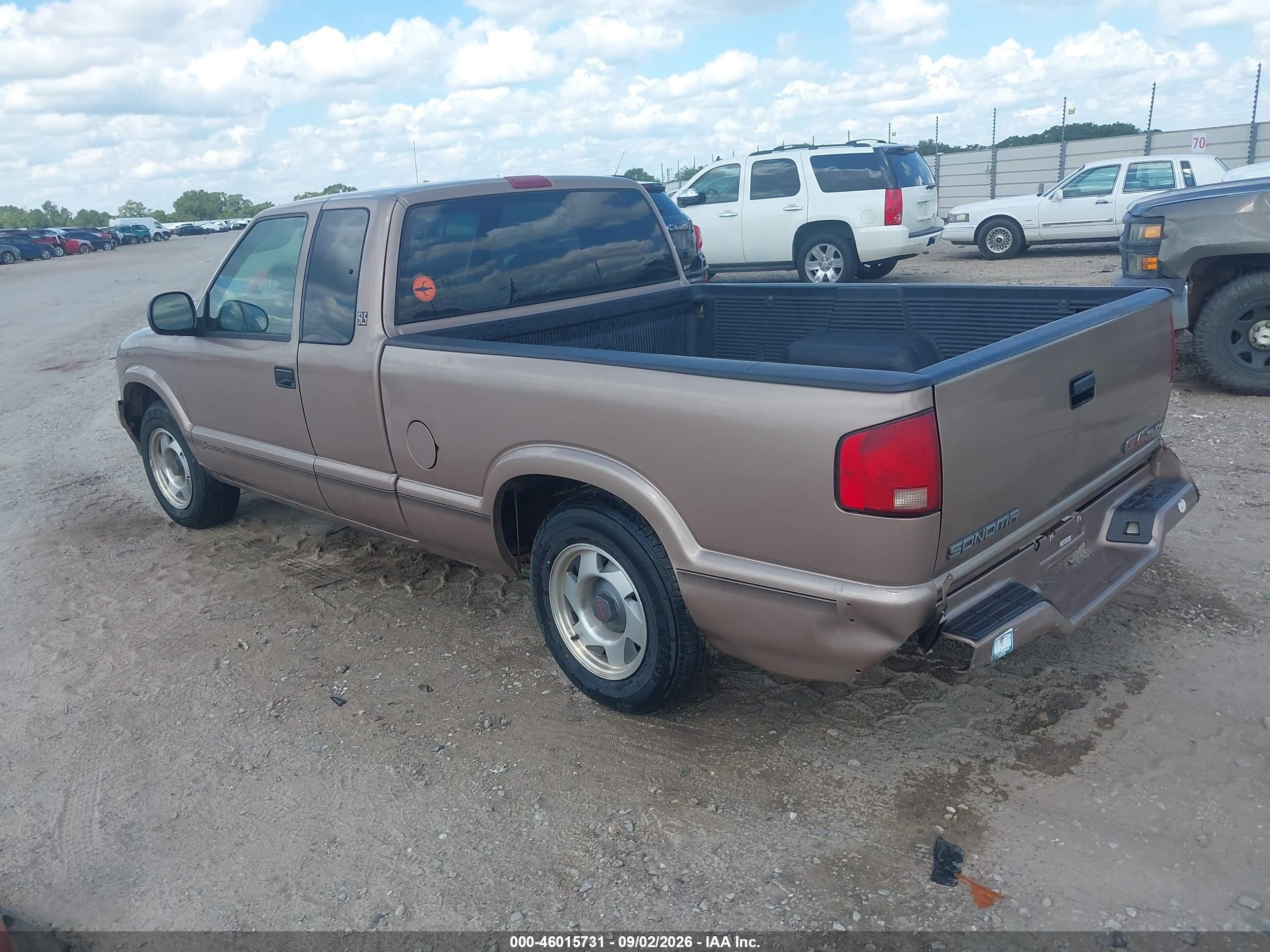 1997 Gmc Sonoma Sls Wideside Gold vin: 1GTCS19X4V8526590