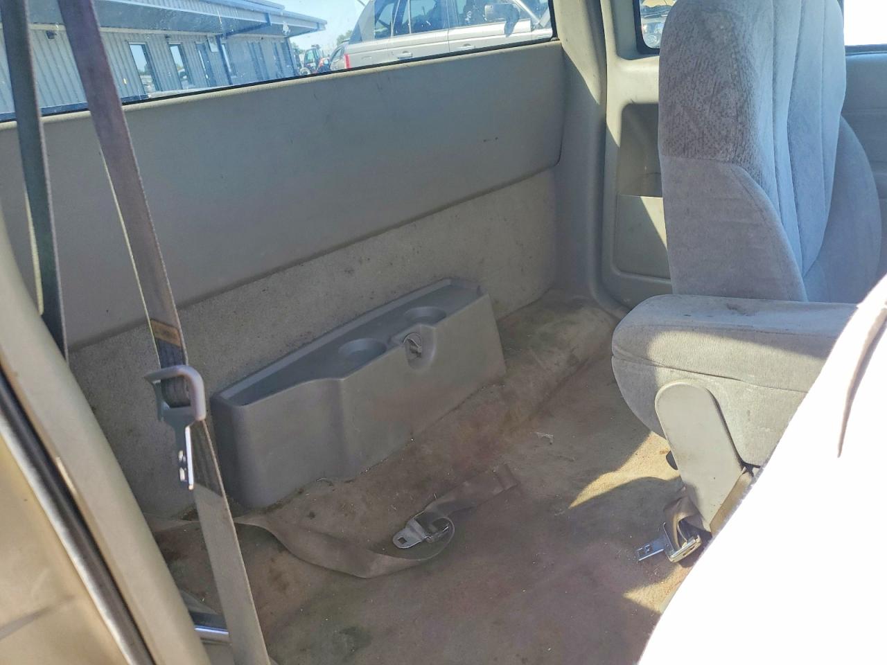 1998 Gmc Sonoma Gray vin: 1GTCS19X4W8508530