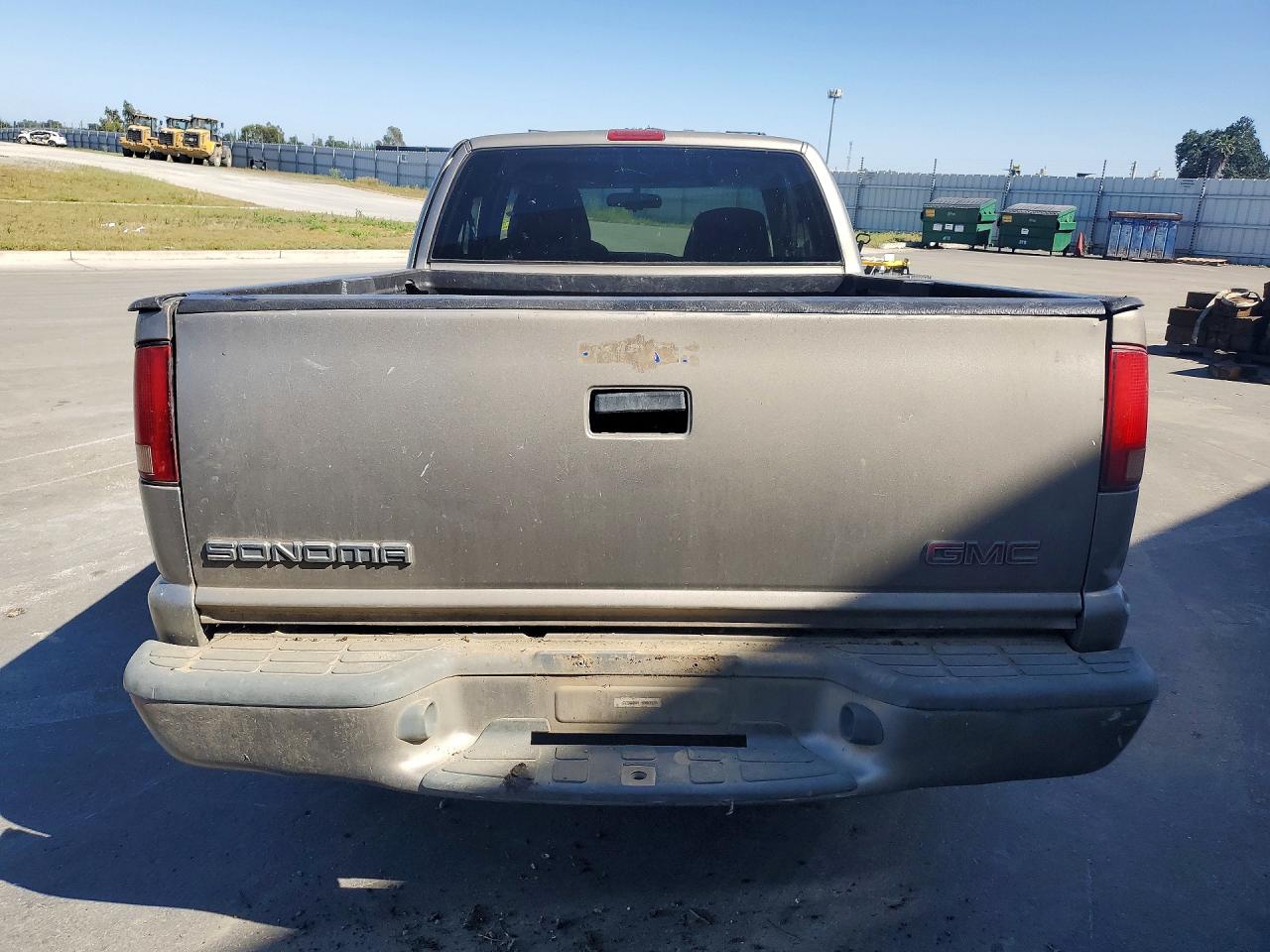 1998 Gmc Sonoma Gray vin: 1GTCS19X4W8508530