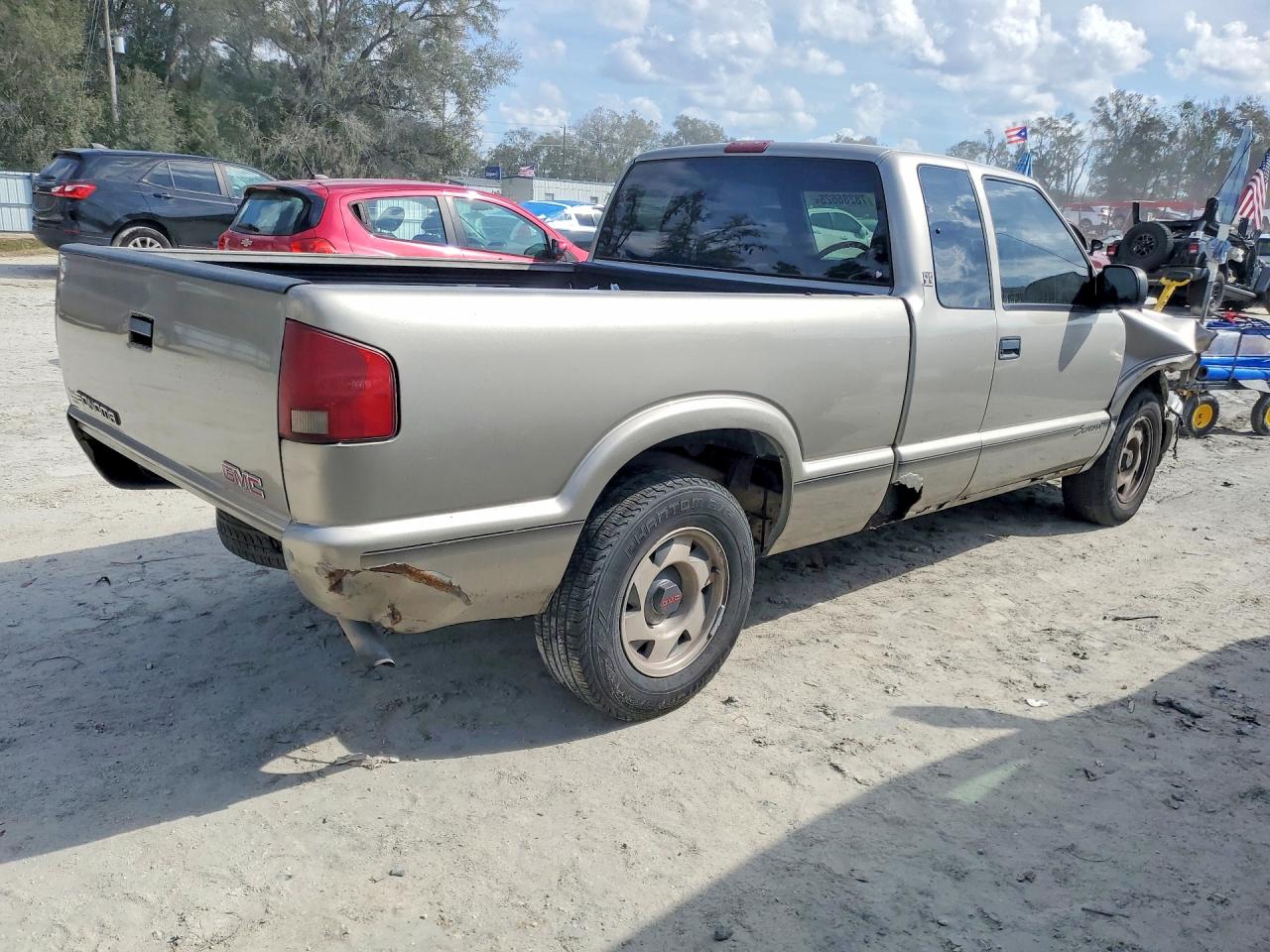 1999 Gmc Sonoma Бежевый vin: 1GTCS19X4X8519691