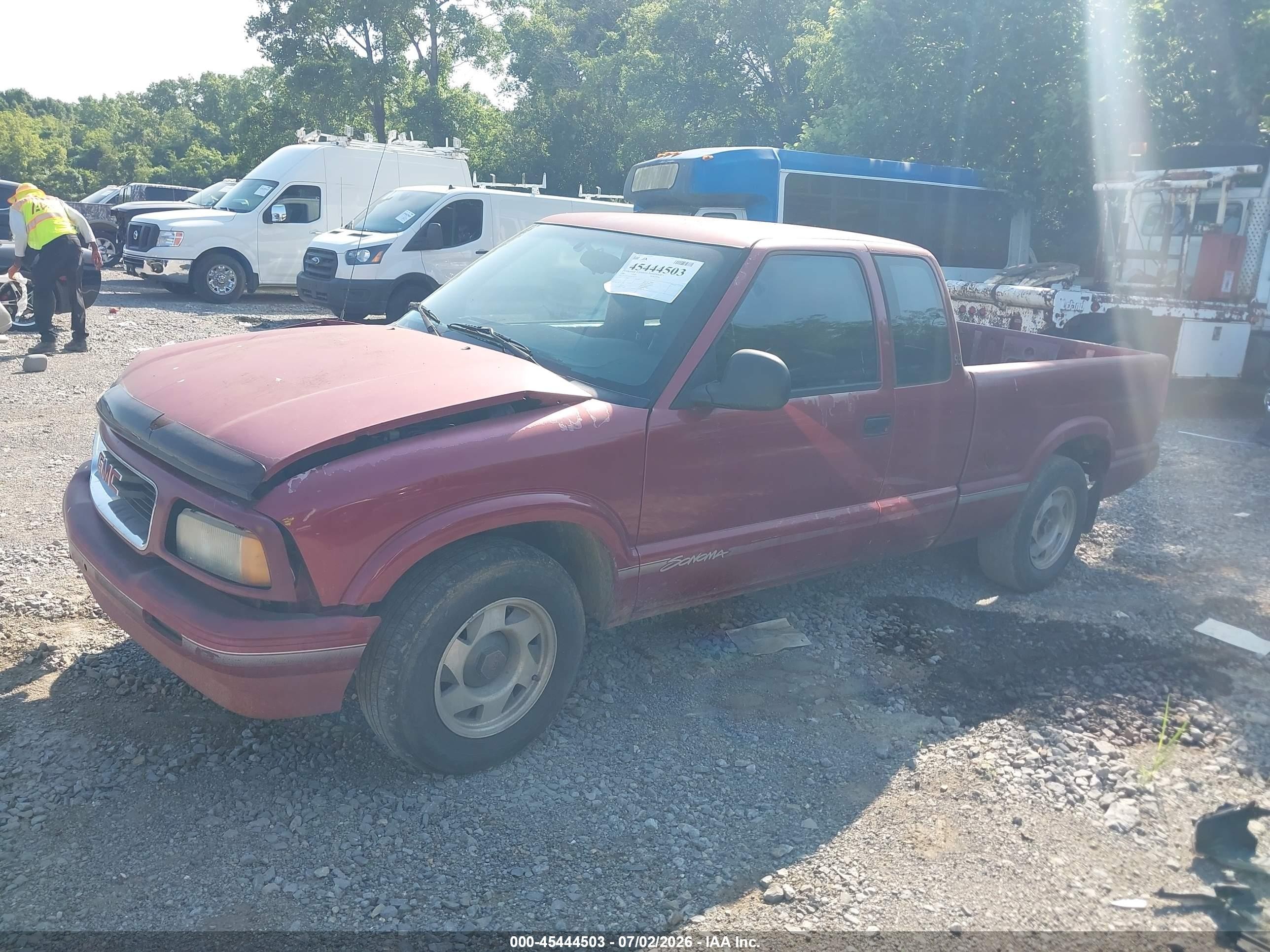 1996 Gmc Sonoma   Maroon vin: 1GTCS19X5T8514333