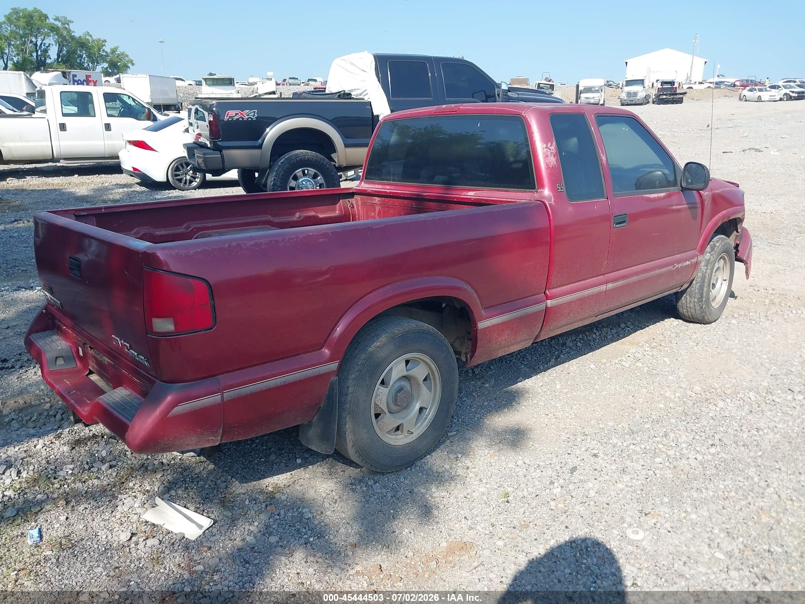 1996 Gmc Sonoma   Maroon vin: 1GTCS19X5T8514333